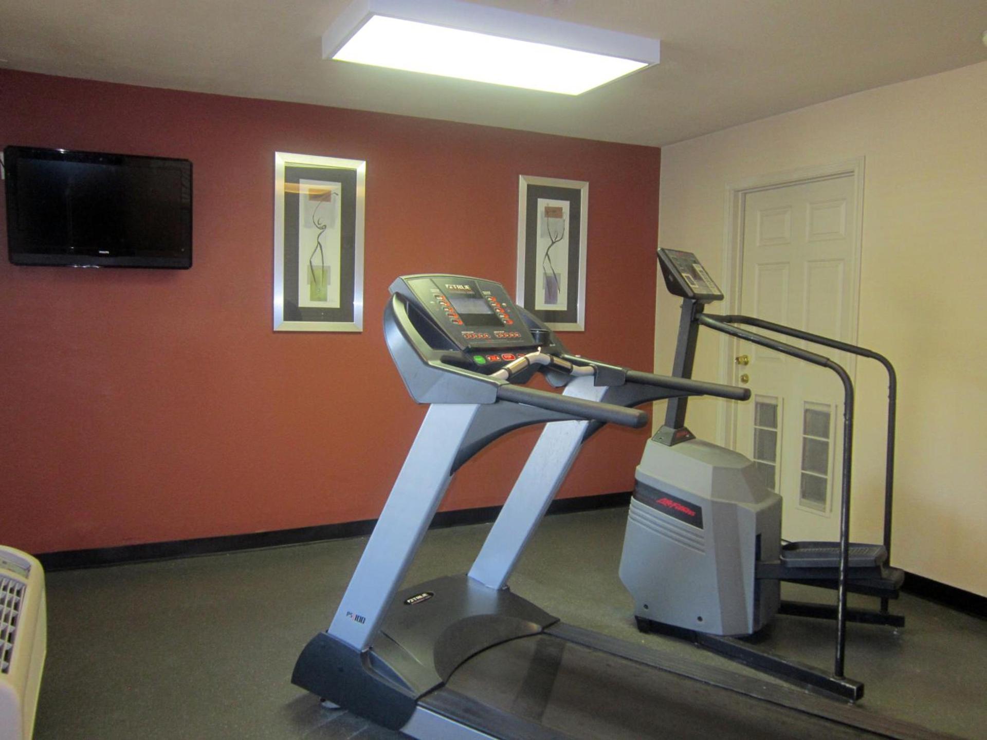 Sonesta Simply Suites Stafford photo 23