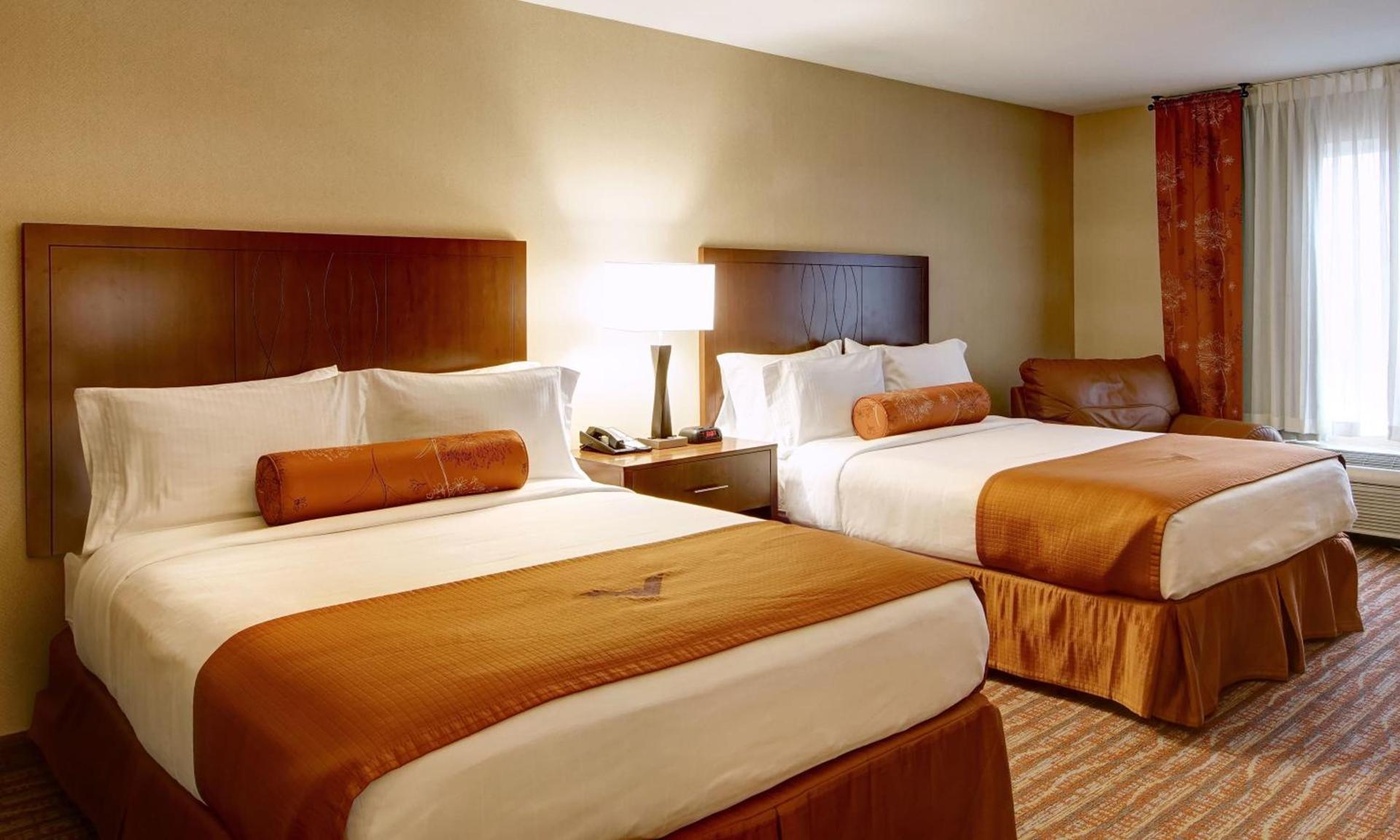 Phoenix Inn Suites Albany photo 17
