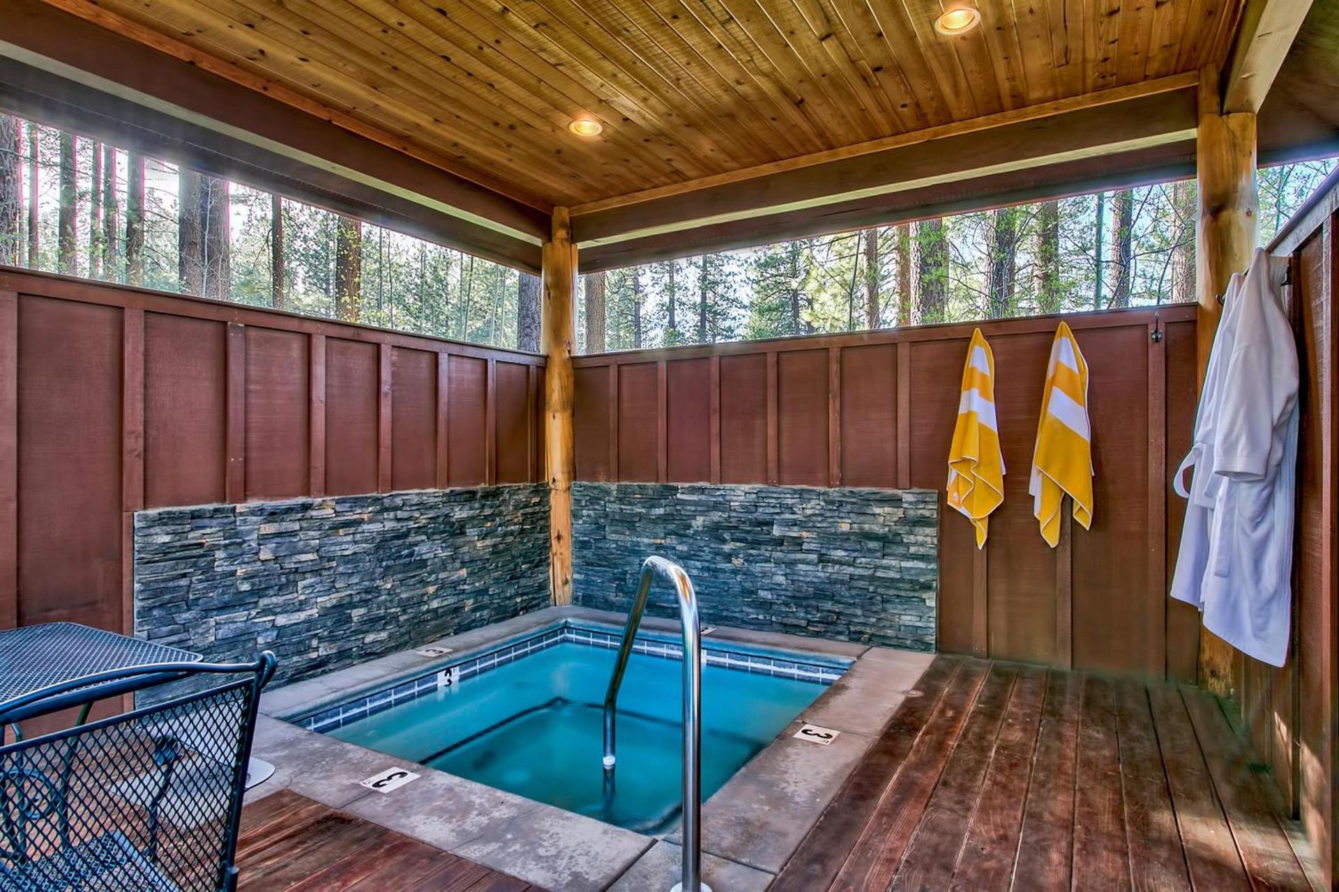 Black Bear Lodge photo 24