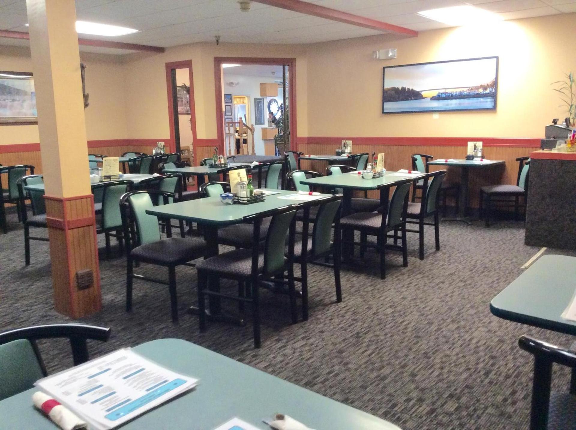 Shelikof Lodge photo 27
