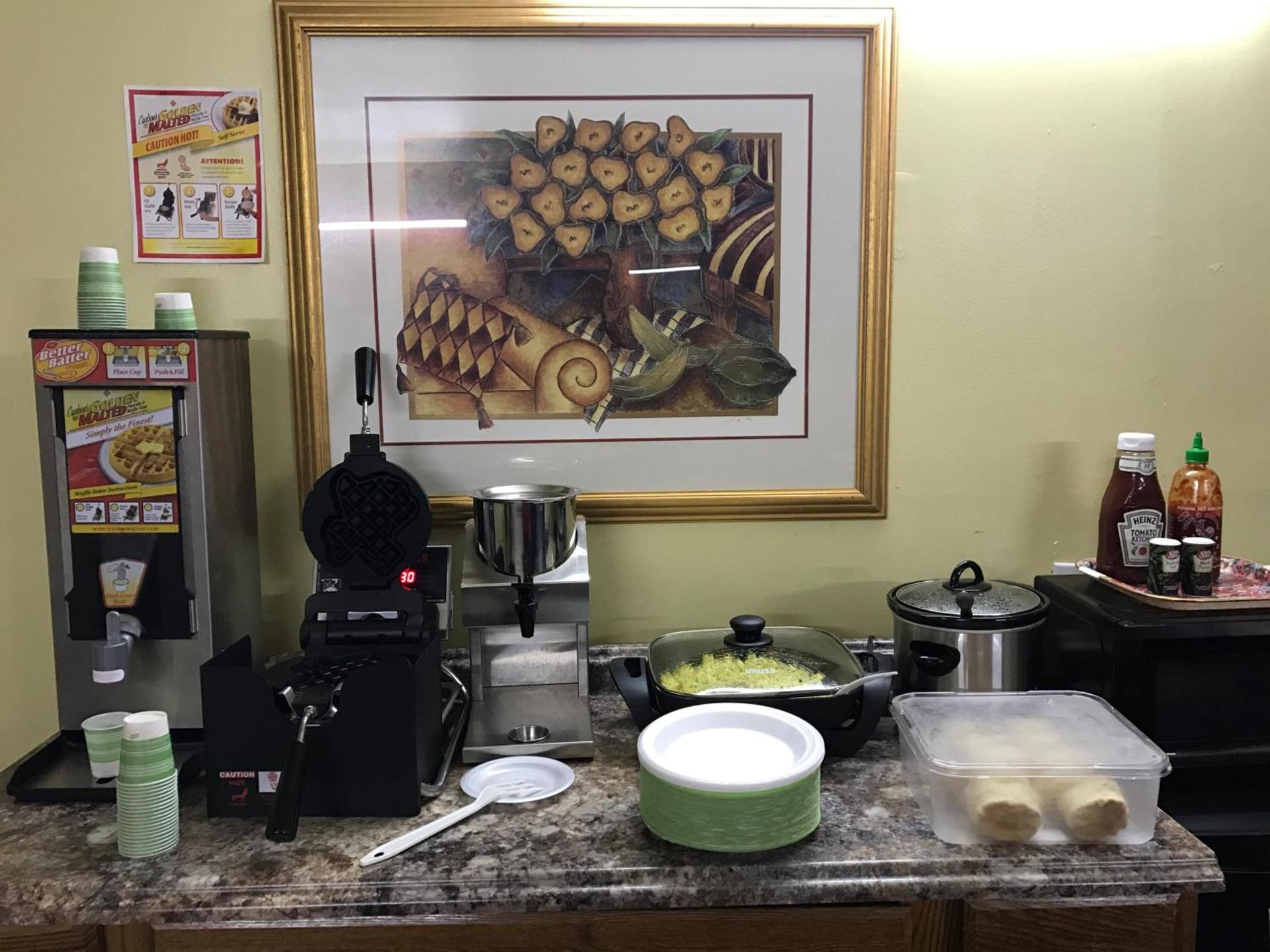 Shamrock Country Inn photo 25