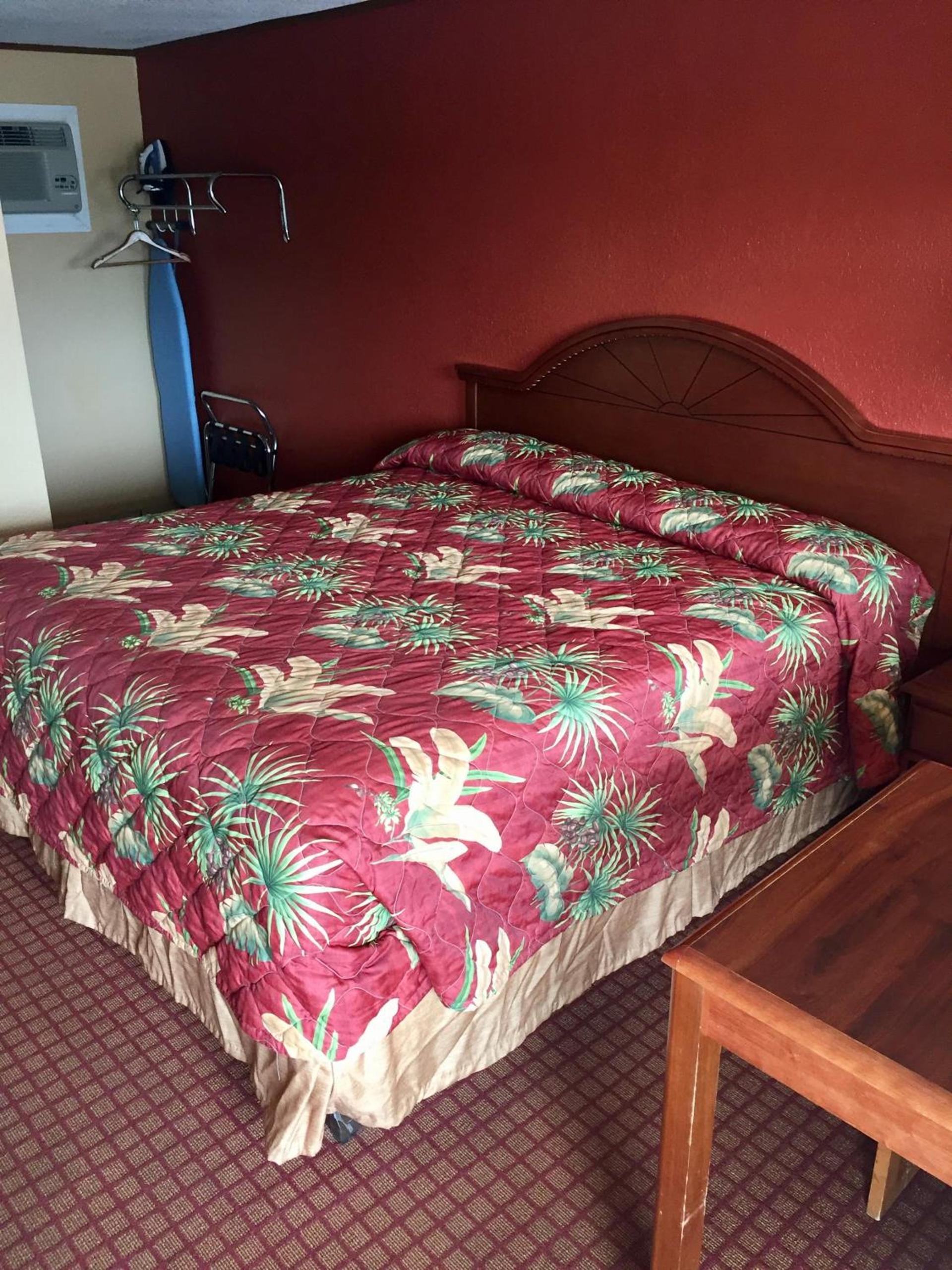DeQueen Courtyard Inn photo 9