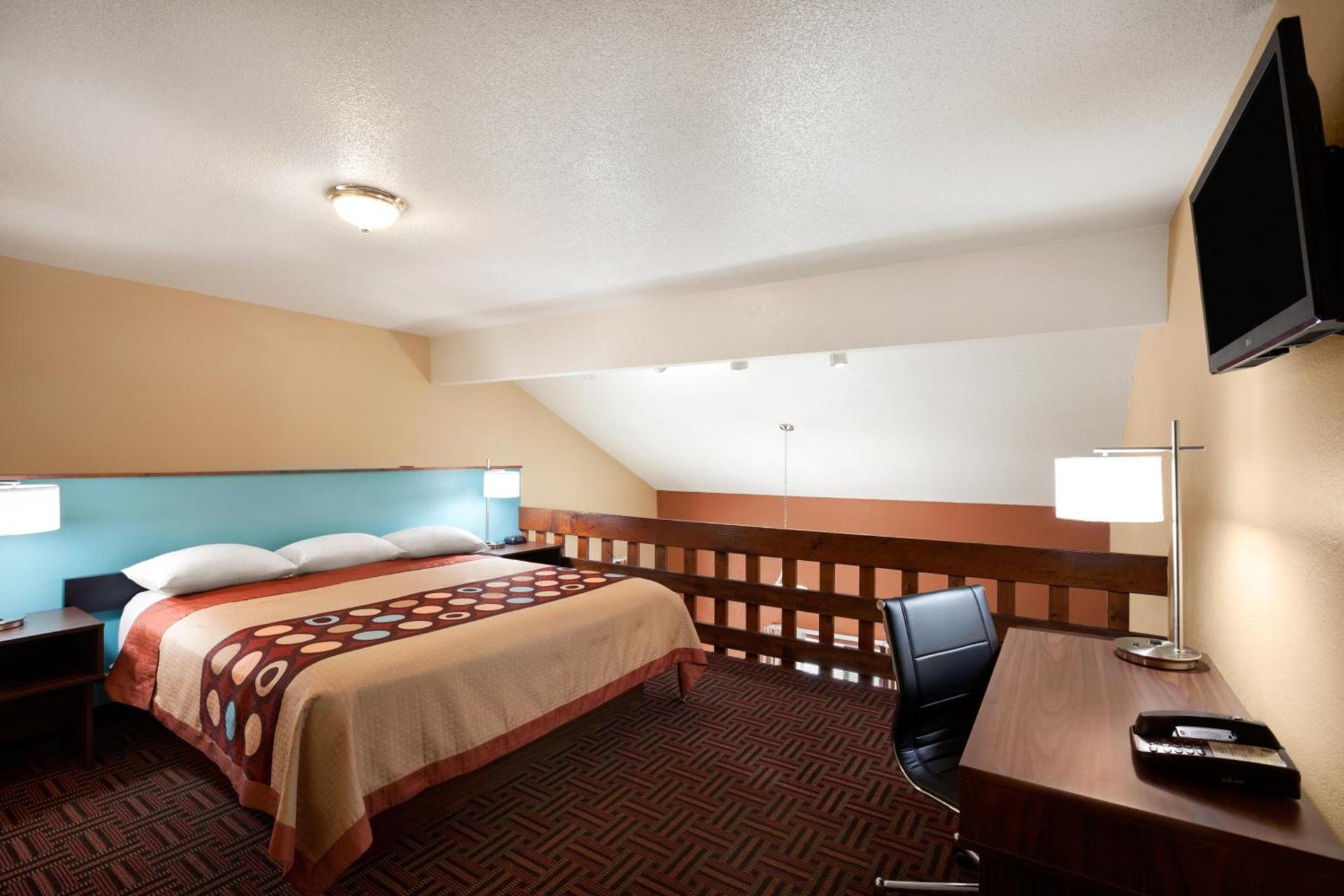 Super 8 by Wyndham Salem photo 17