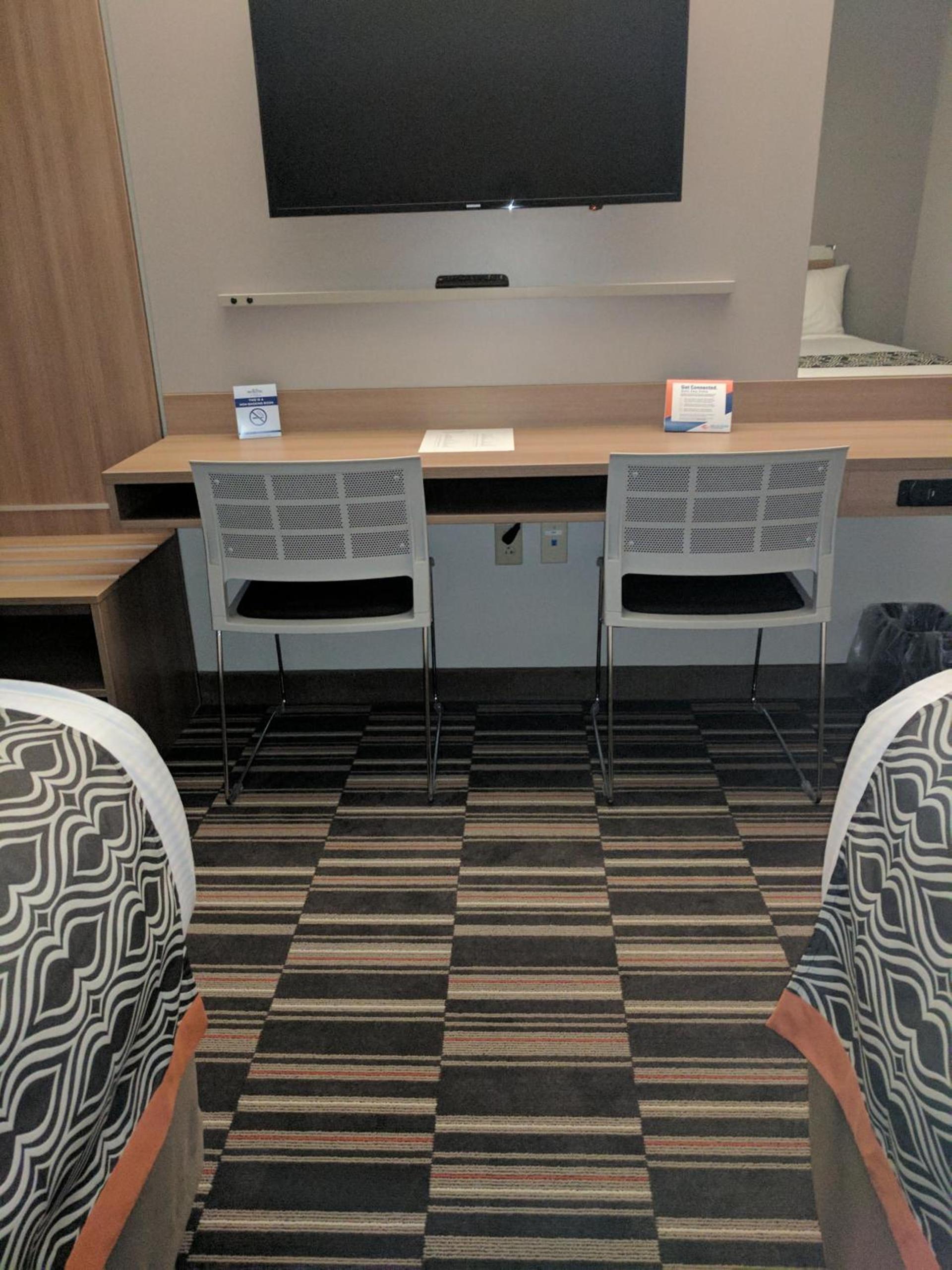Microtel Inn & Suites by Wyndham Clarion photo 48