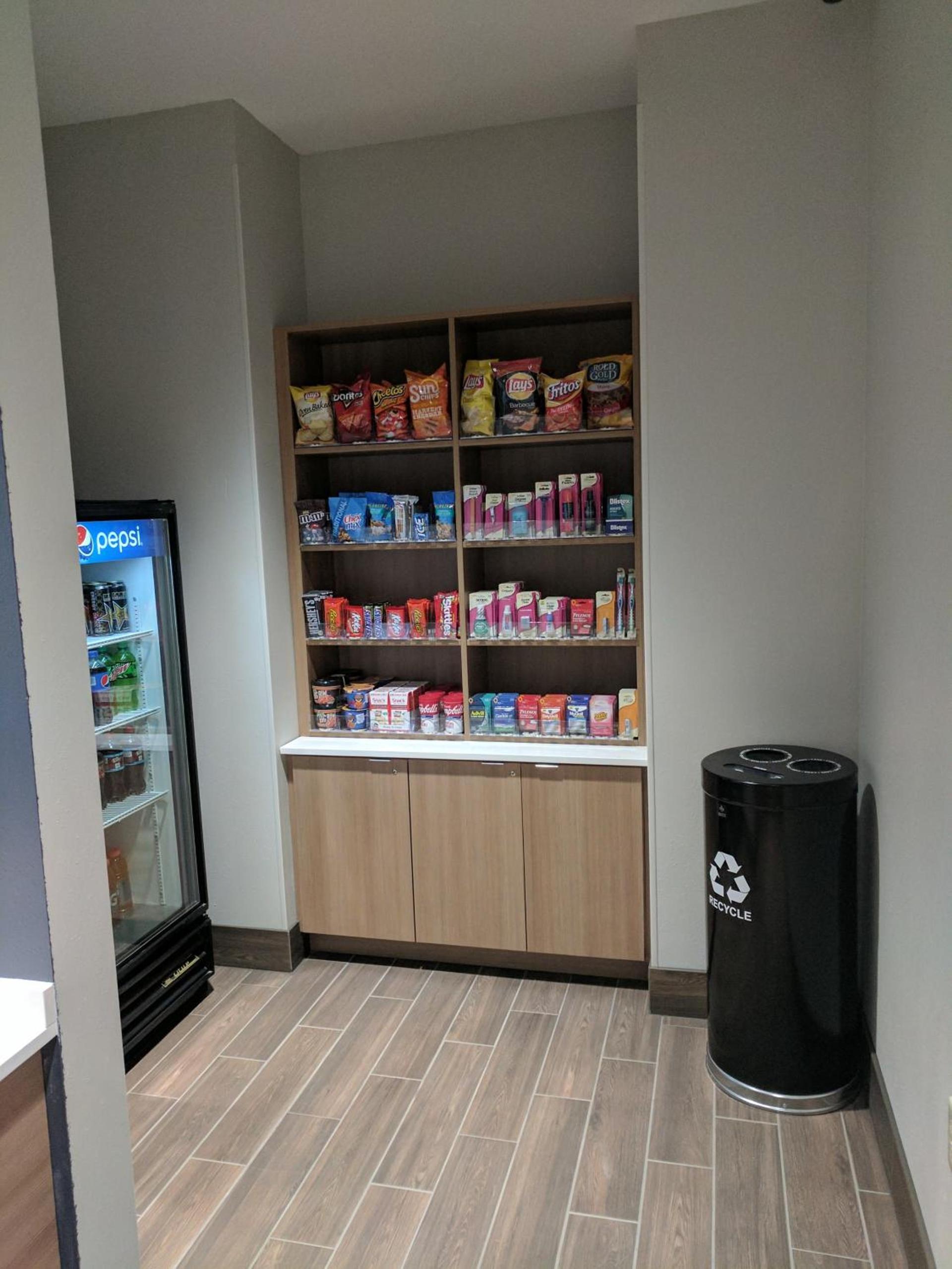 Microtel Inn & Suites by Wyndham Clarion photo 43