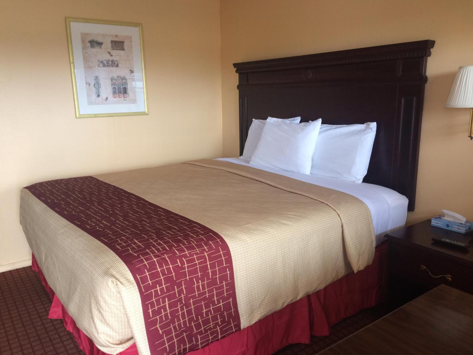 DeQueen Courtyard Inn photo 4