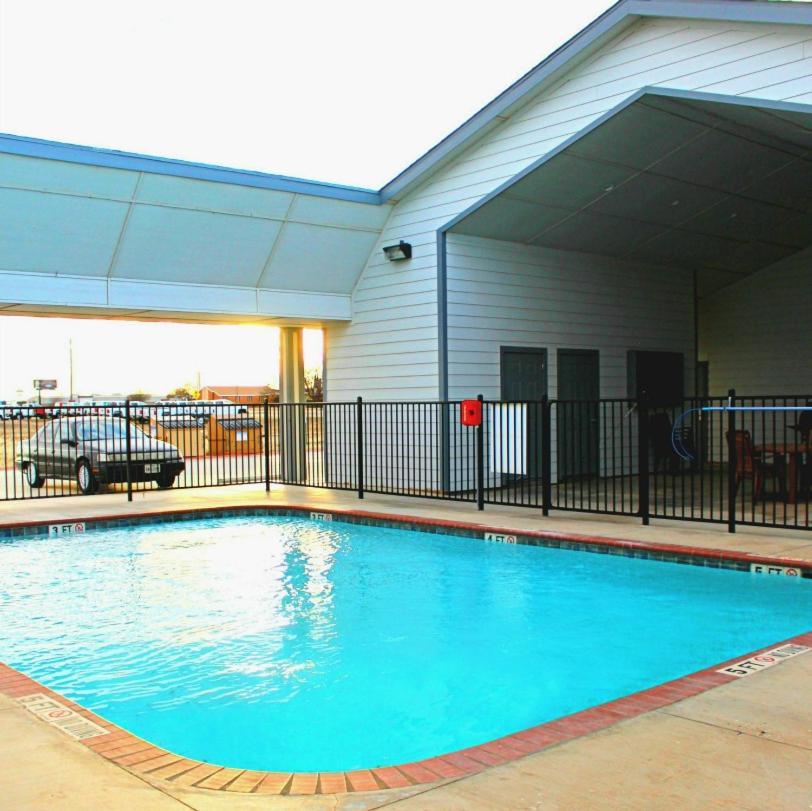 Southern Inn & Suites Lamesa photo 4