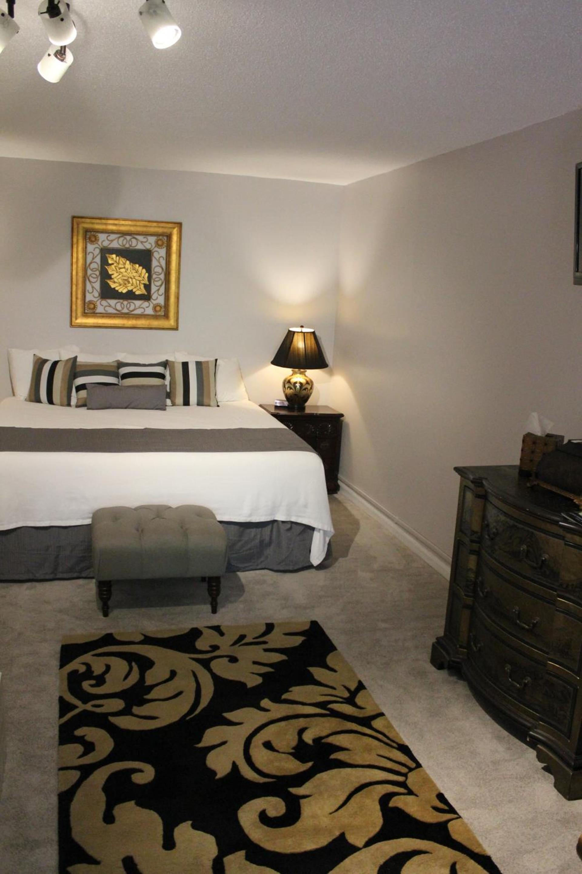 Brydan Suites photo 90