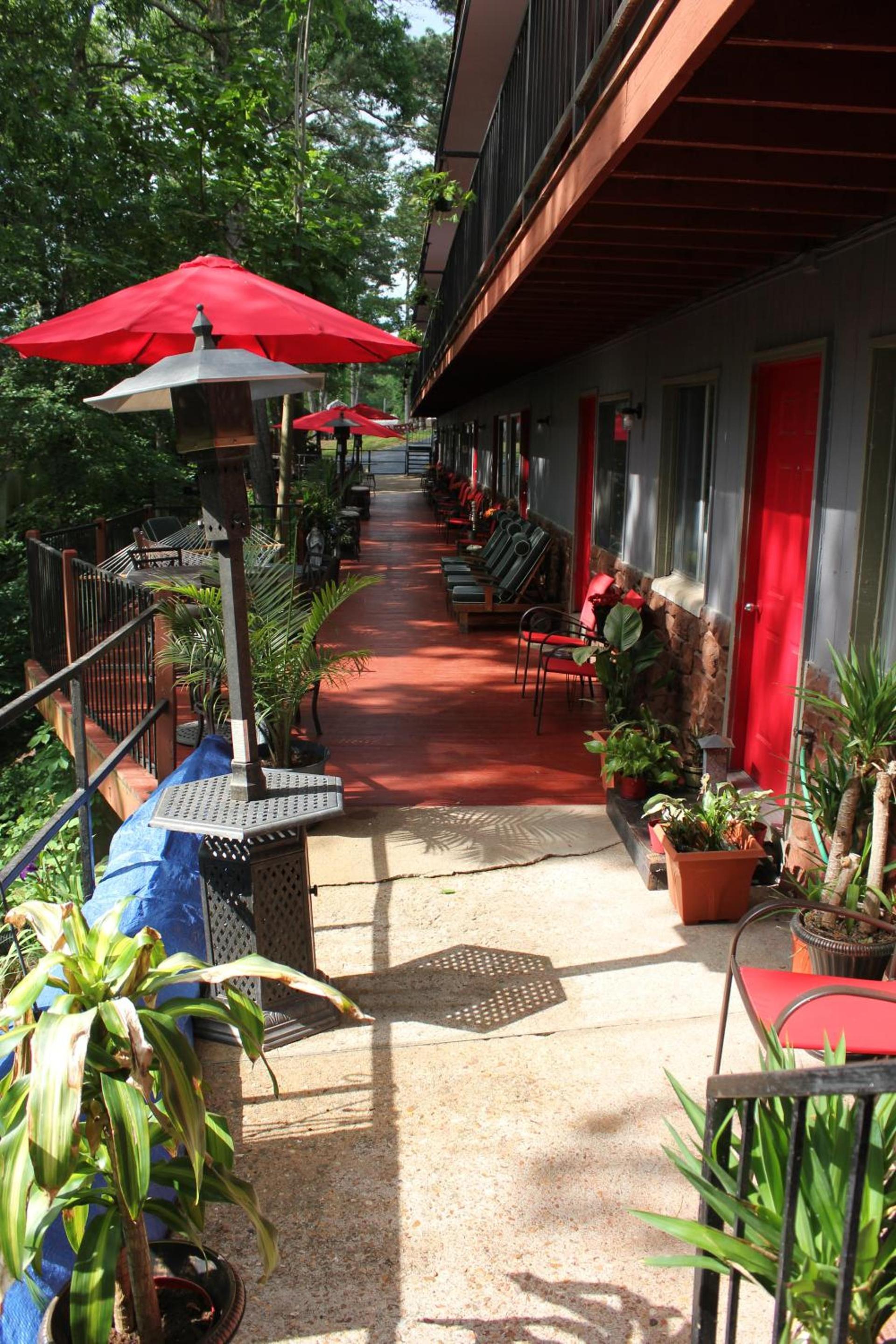 Brydan Suites photo 94