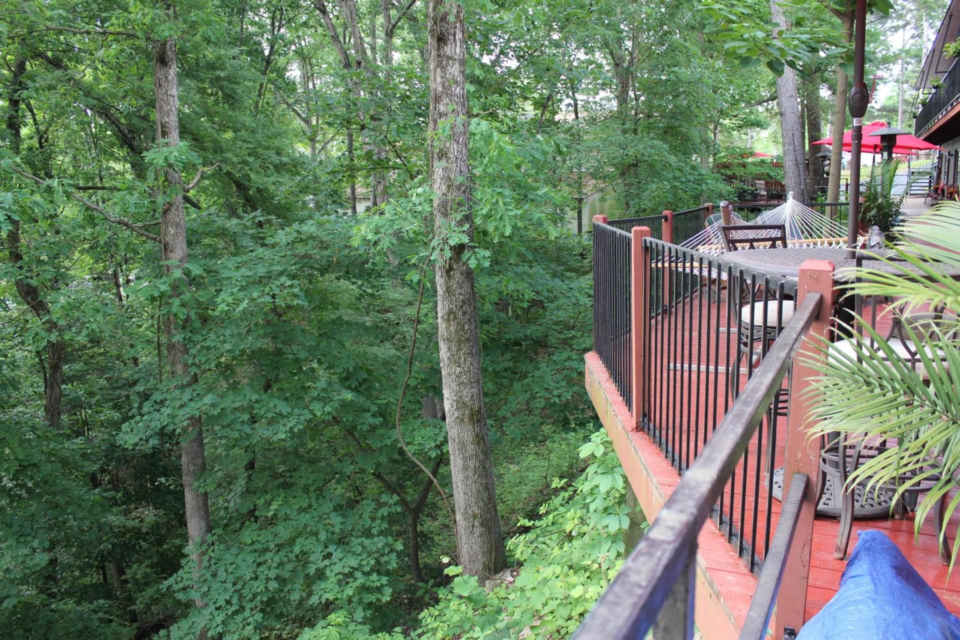 Brydan Suites photo 11
