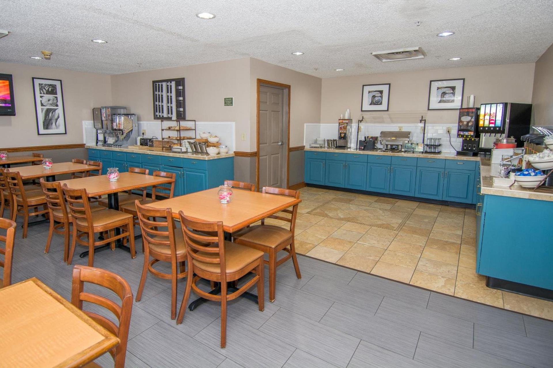 Country Inn & Suites by Radisson, Jacksonville - Orange Park photo 26