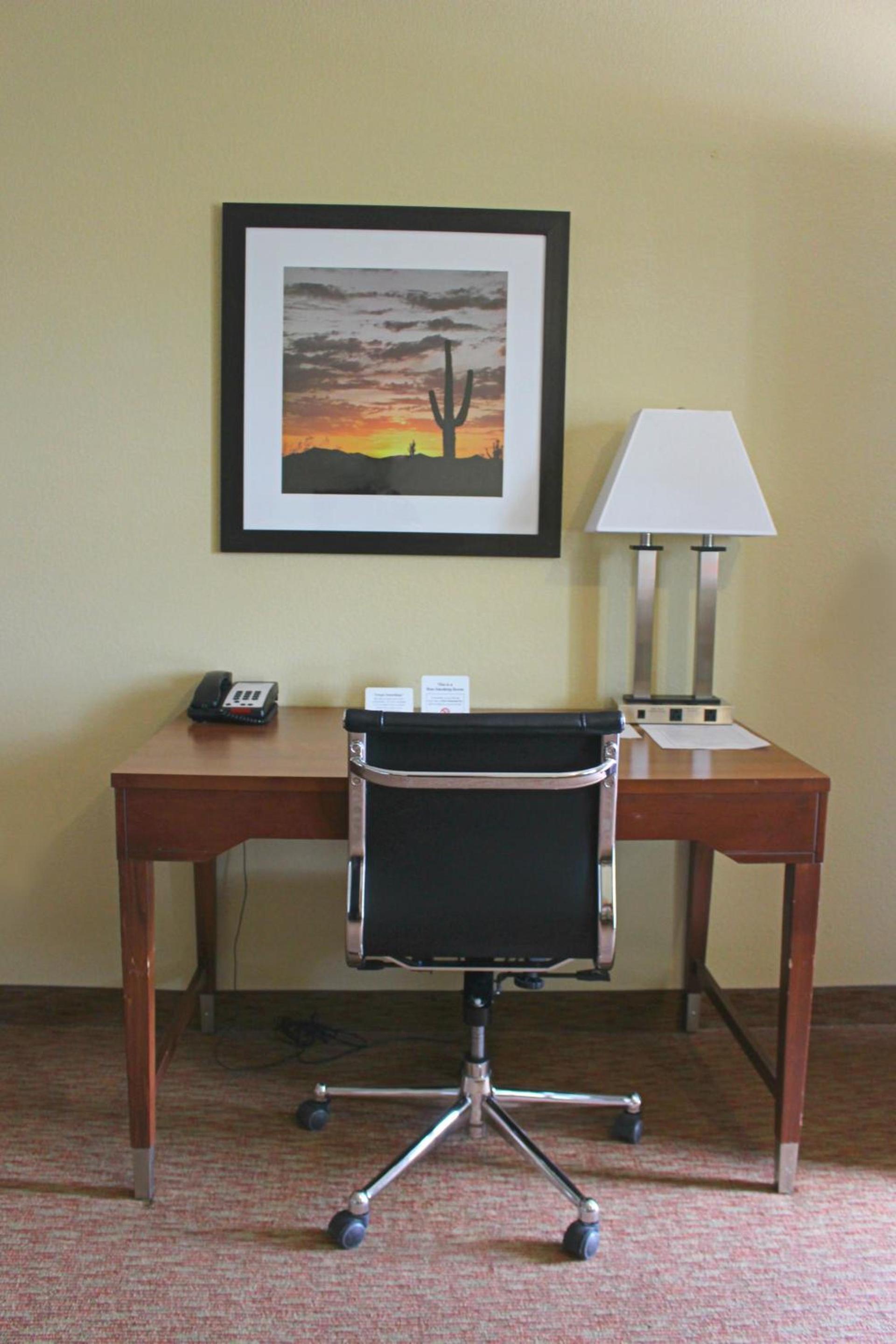 Southern Inn and Suites Kermit photo 3