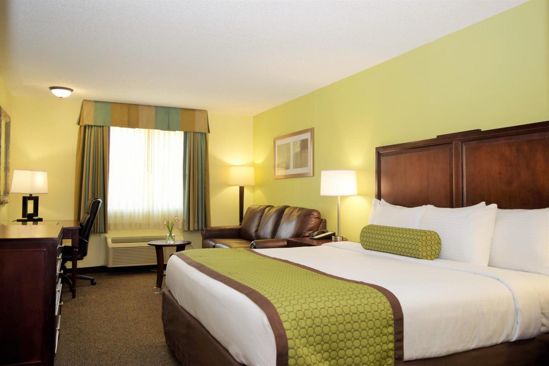 Baymont by Wyndham Pierre photo 6