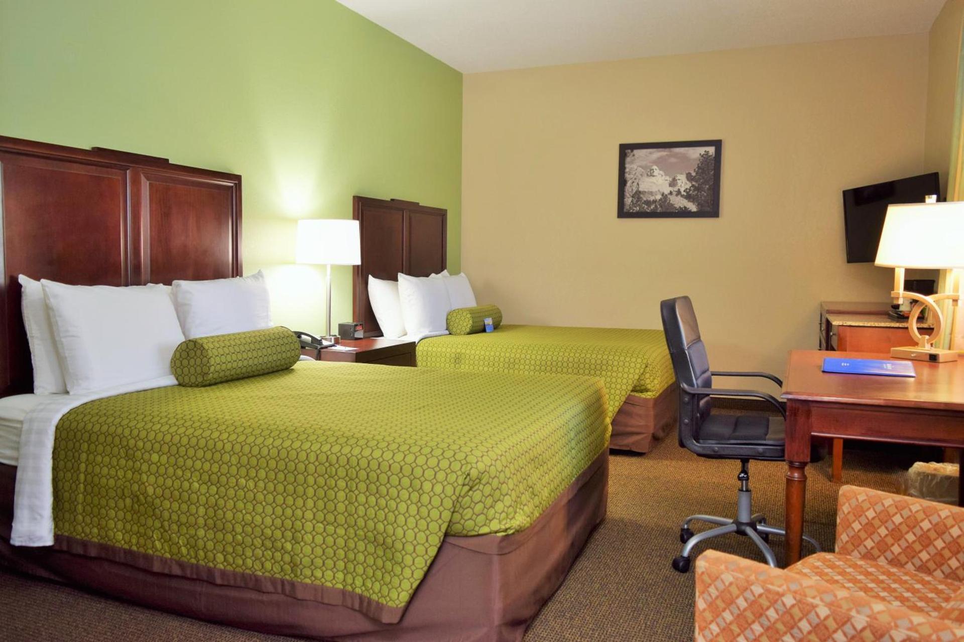 Baymont by Wyndham Pierre photo 7