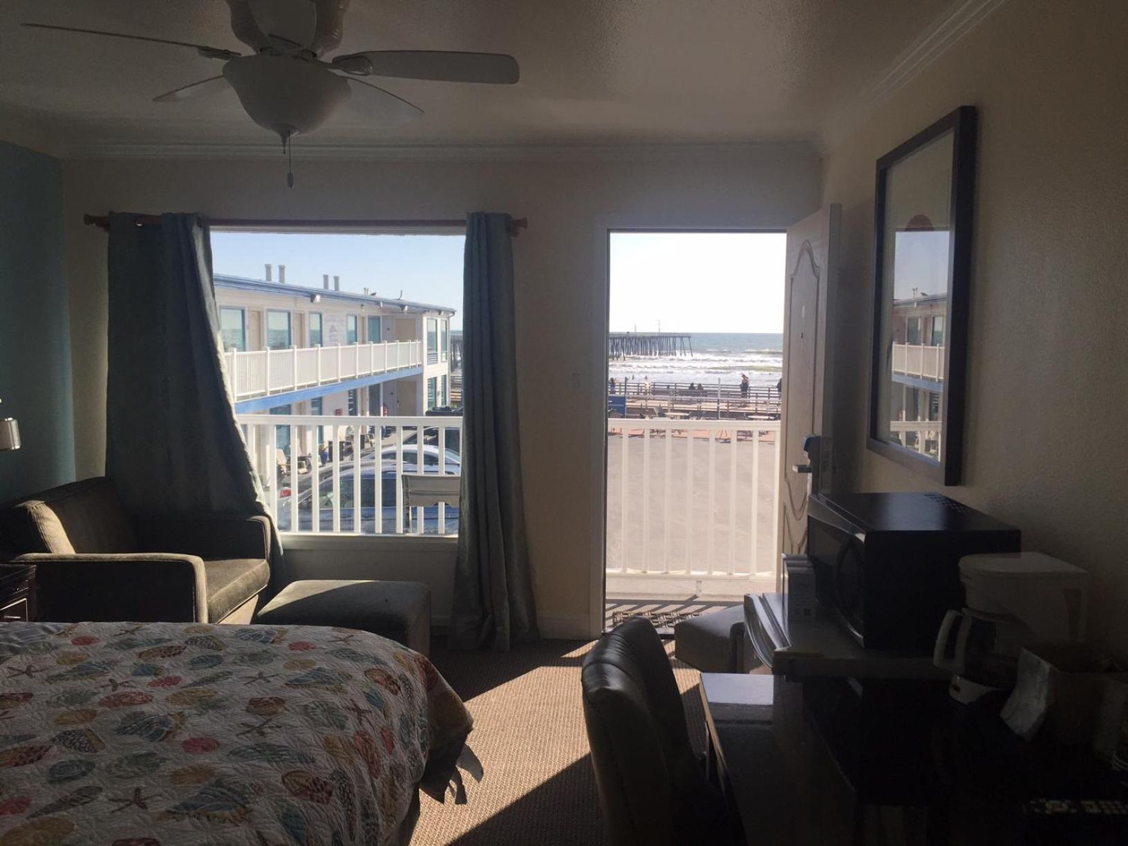 Dolphin Cove Motel photo 96