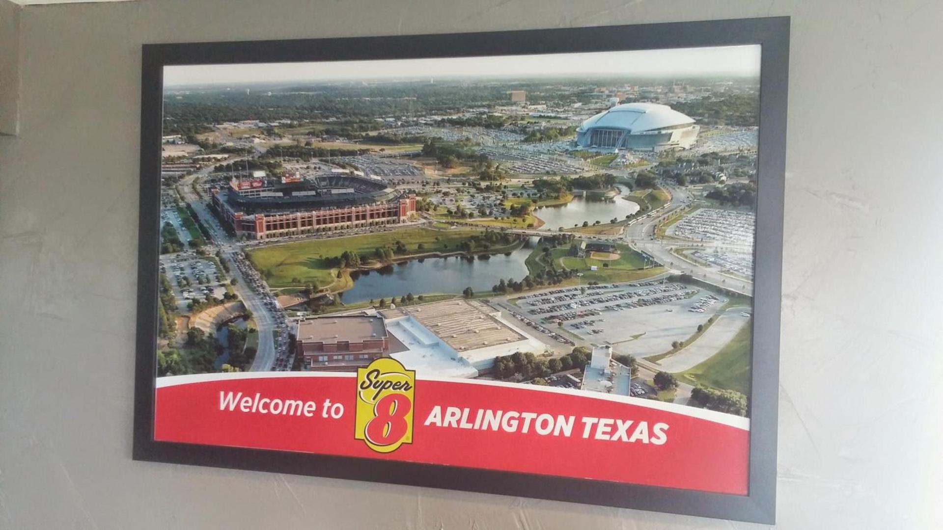 Super 8 by Wyndham Arlington Near AT&T Stadium photo 17