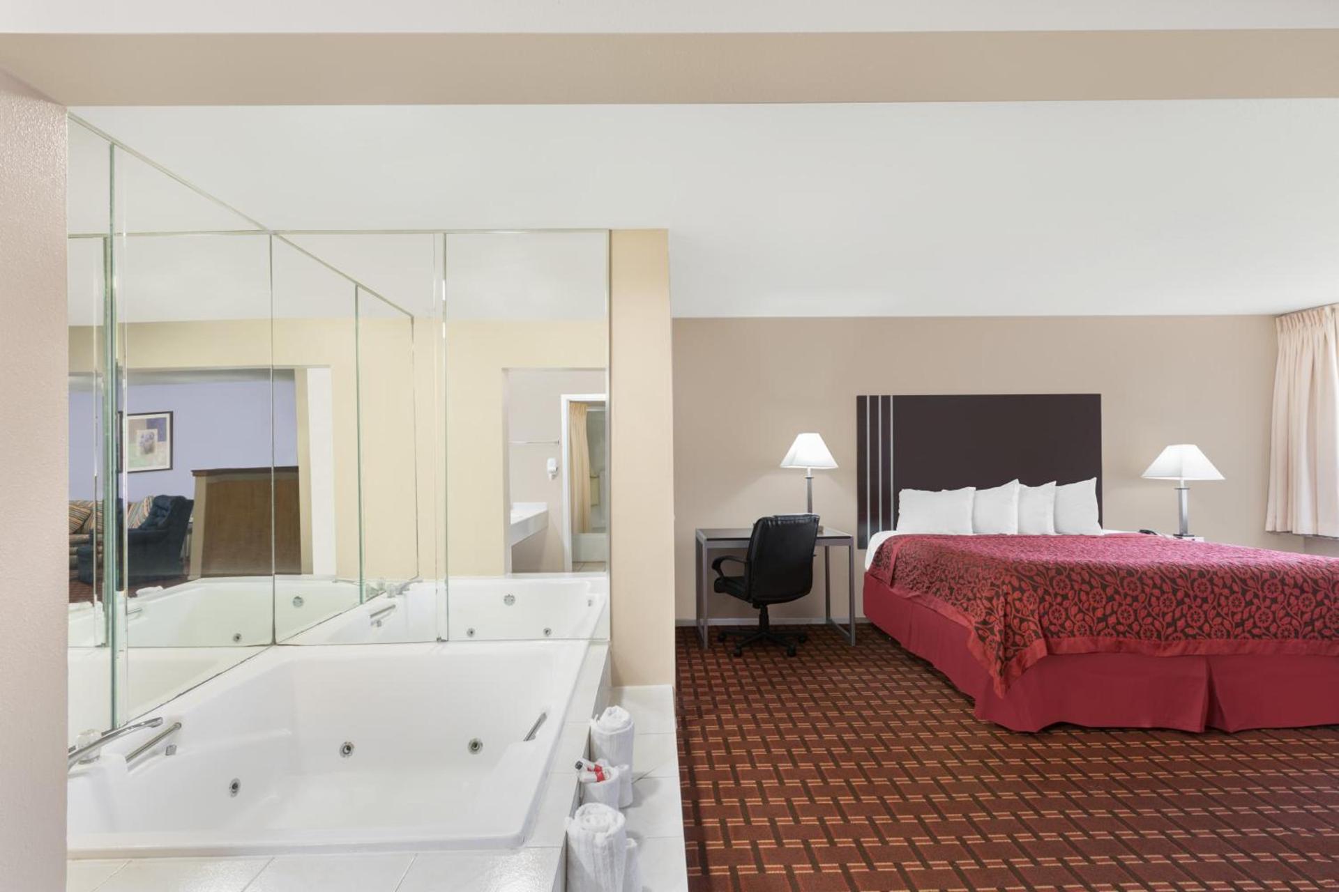 Howdy Hotel photo 25