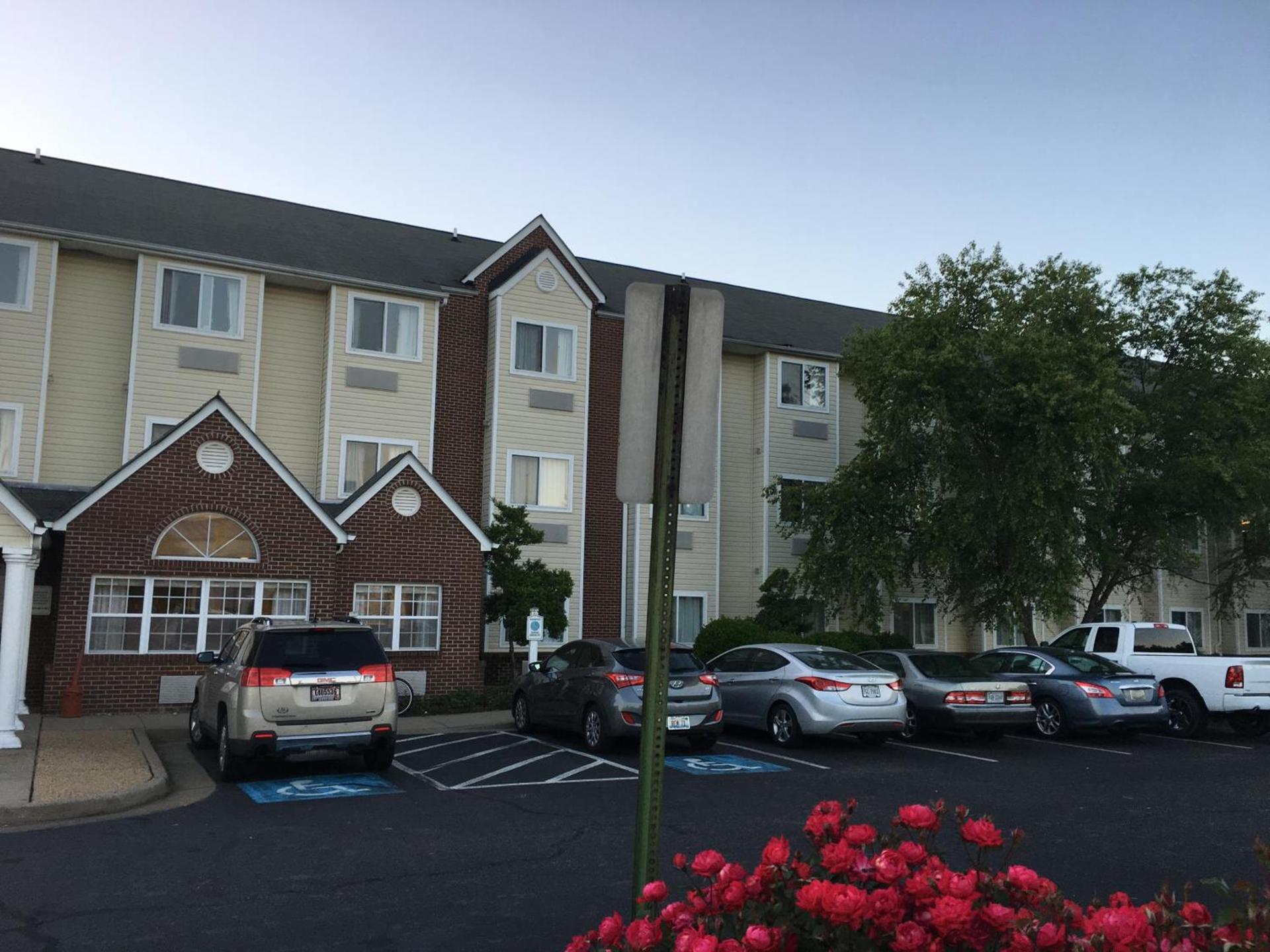 Microtel Inn & Suites by Wyndham photo 16
