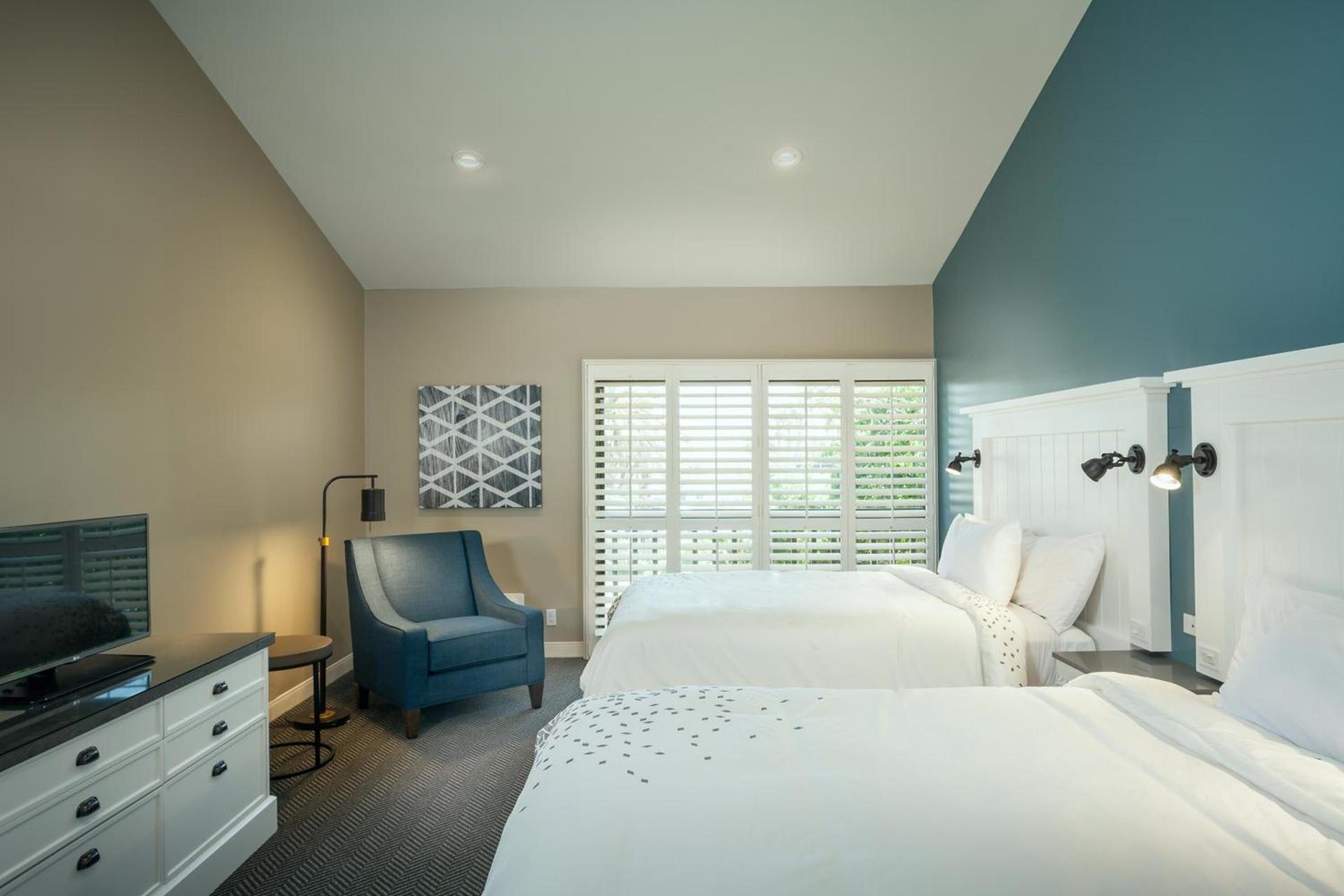 Pacific Shores Inn photo 25