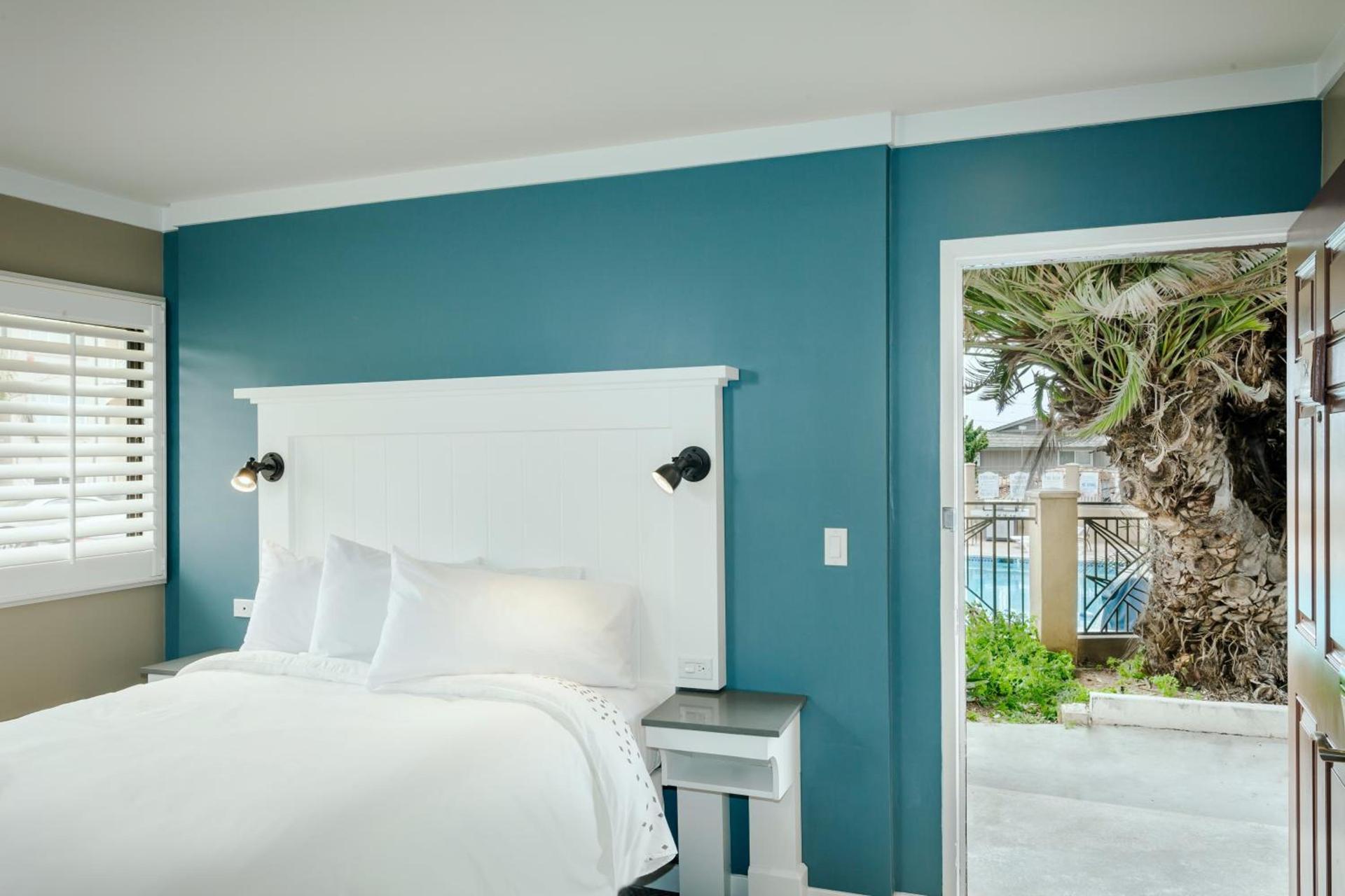 Pacific Shores Inn photo 22