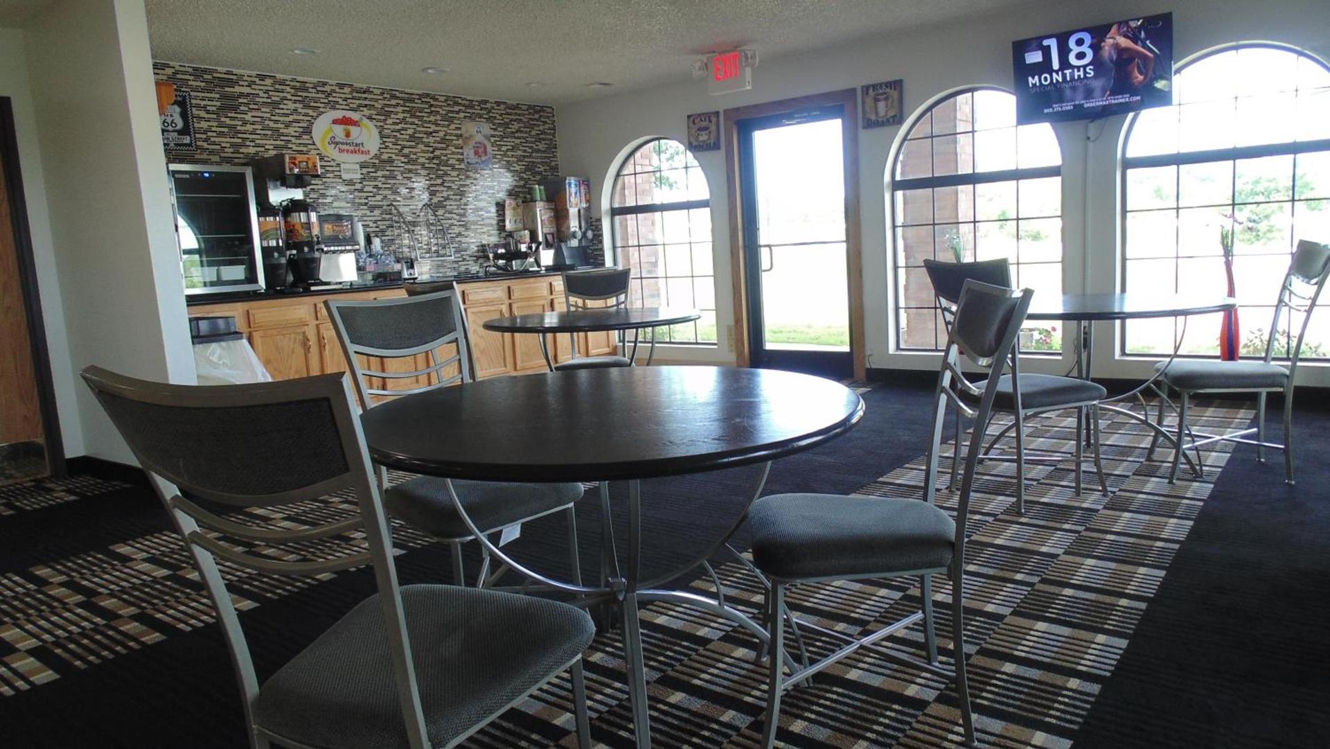 Super 8 by Wyndham Sapulpa/Tulsa Area photo 30
