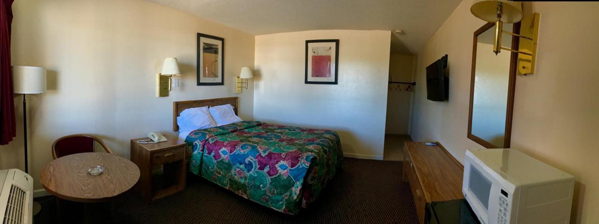 Regal Inn Las Vegas New Mexico photo 15