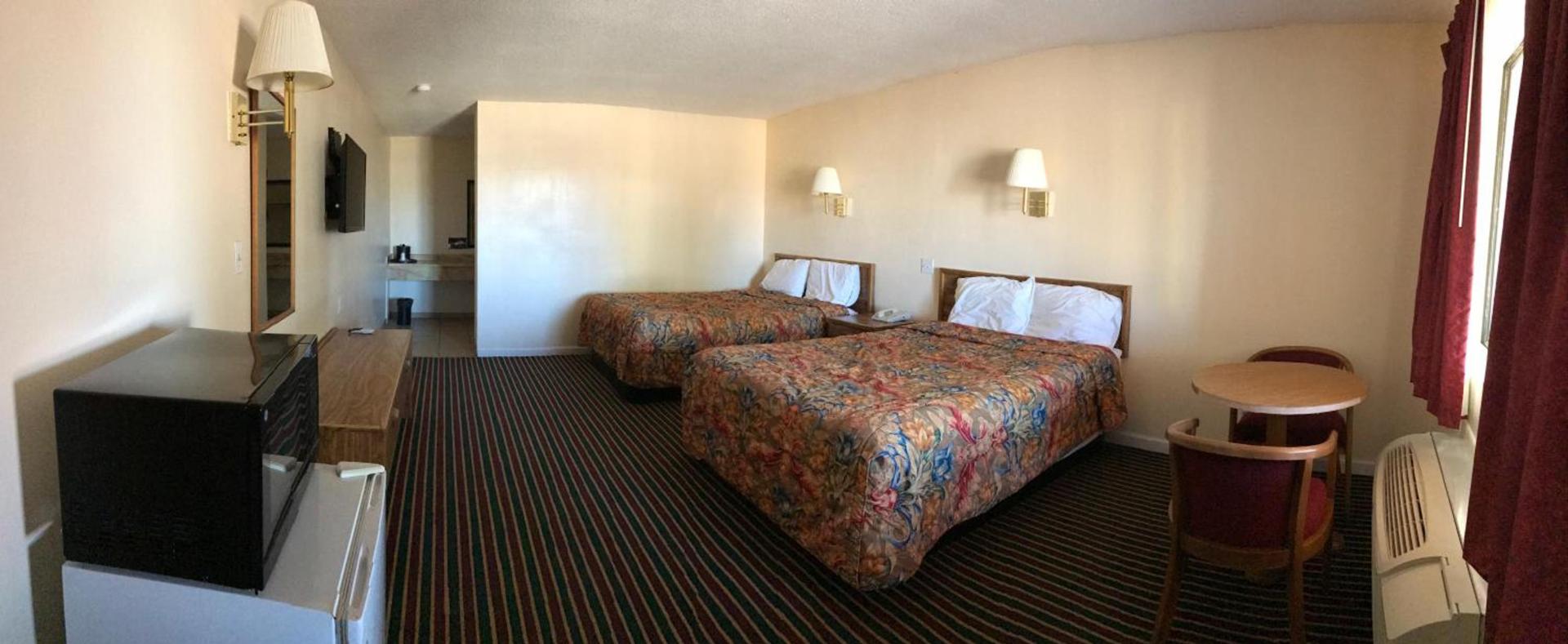 Regal Inn Las Vegas New Mexico photo 12