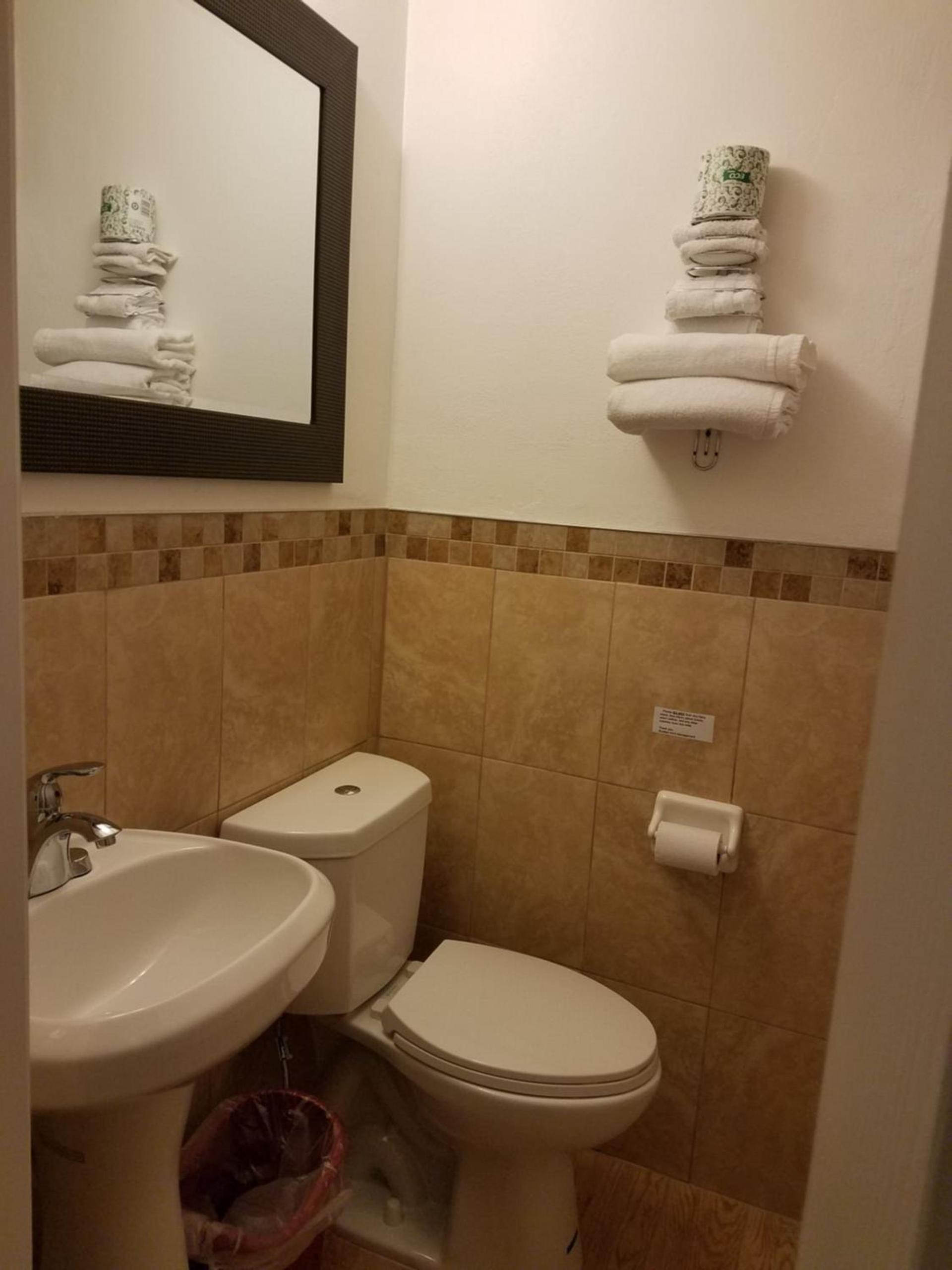 Scottish Inn - Okeechobee photo 3