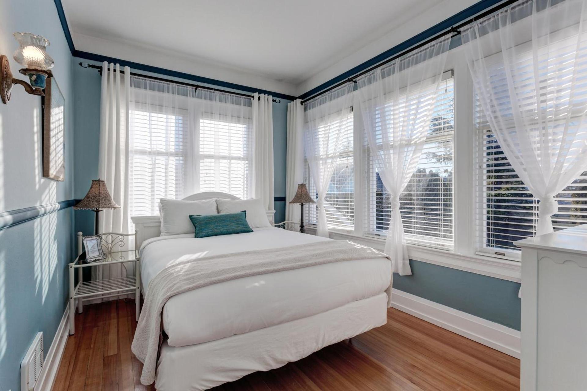 Nantucket Inn - Anacortes photo 11