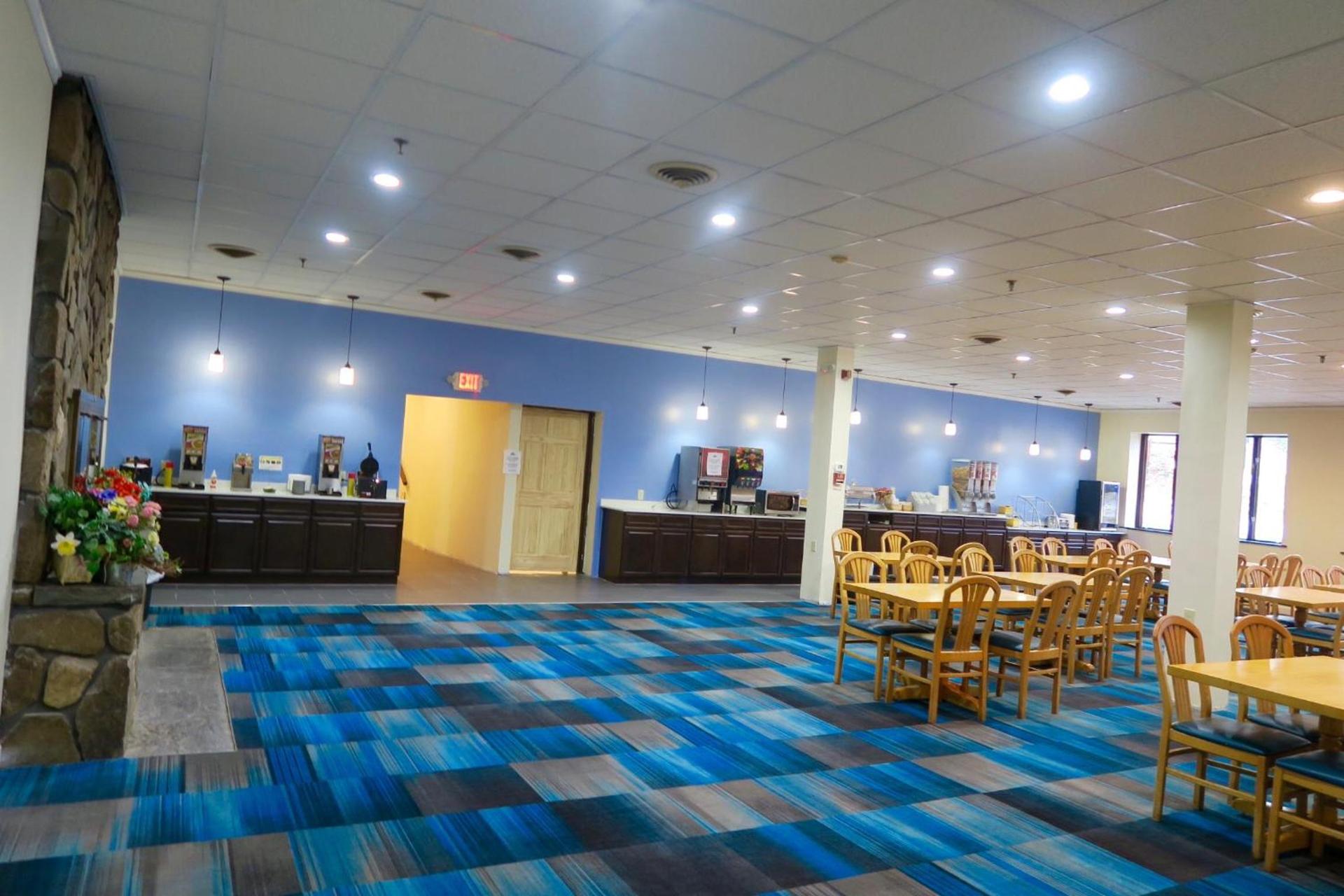 Days Inn by Wyndham Lincoln photo 45