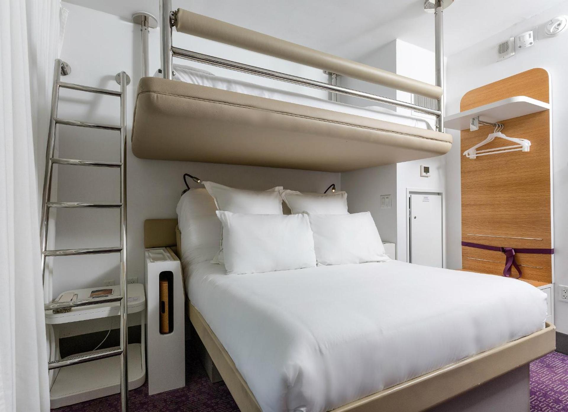 YOTEL New York Times Square photo 95