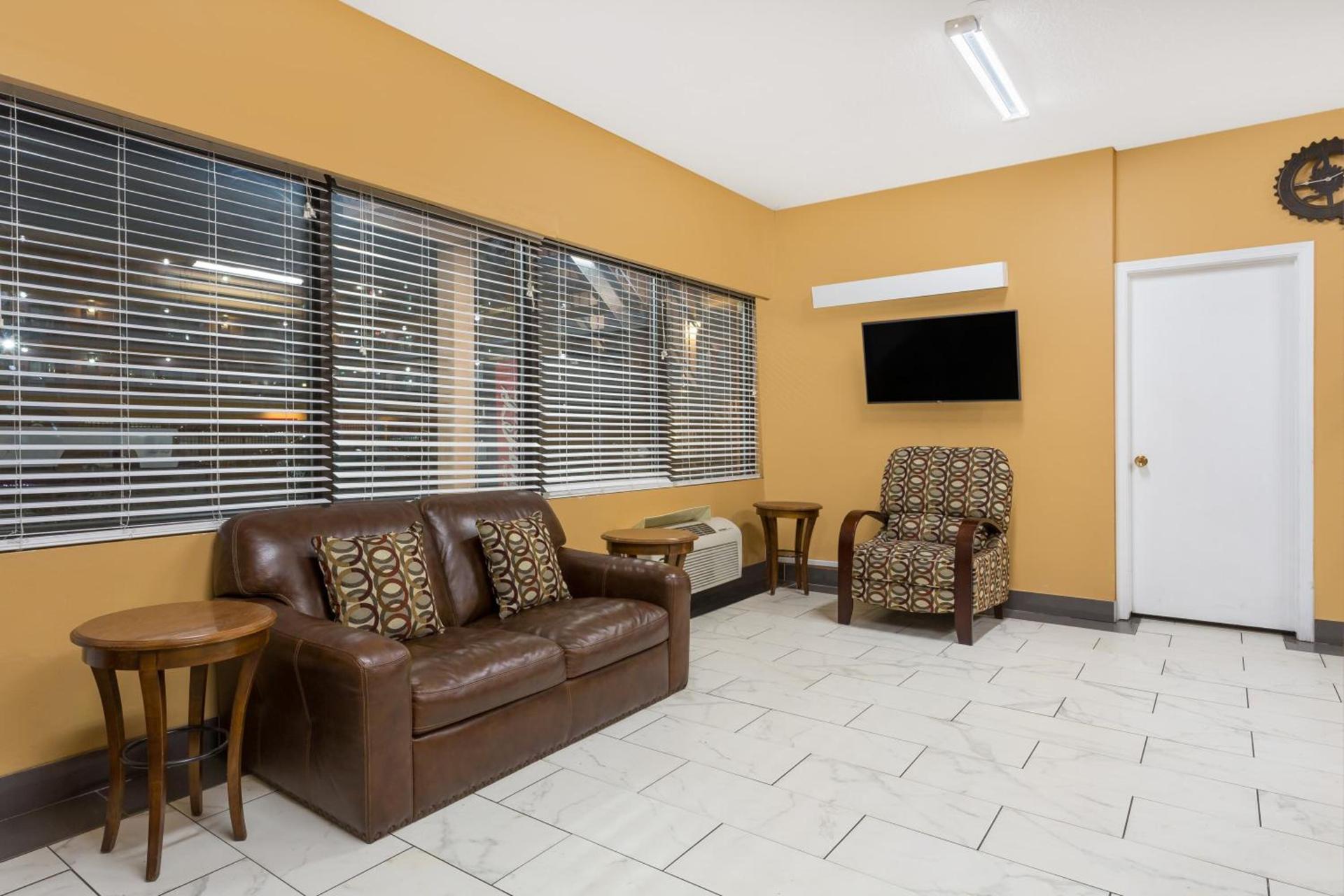 Travelodge by Wyndham Reno photo 14