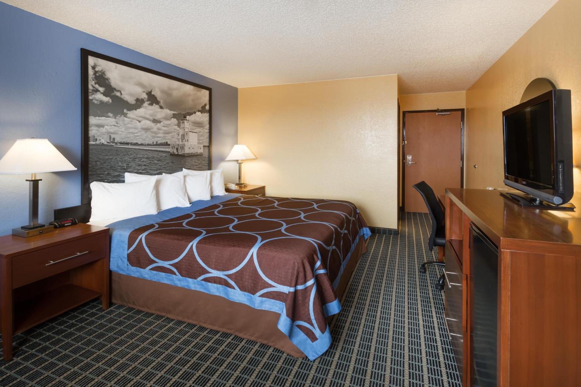 Super 8 by Wyndham Janesville photo 20