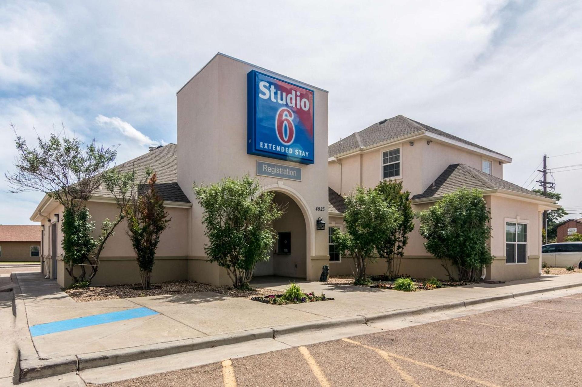 Blue Bonnet Suites -Lubbock, TX - Medical Center photo 1