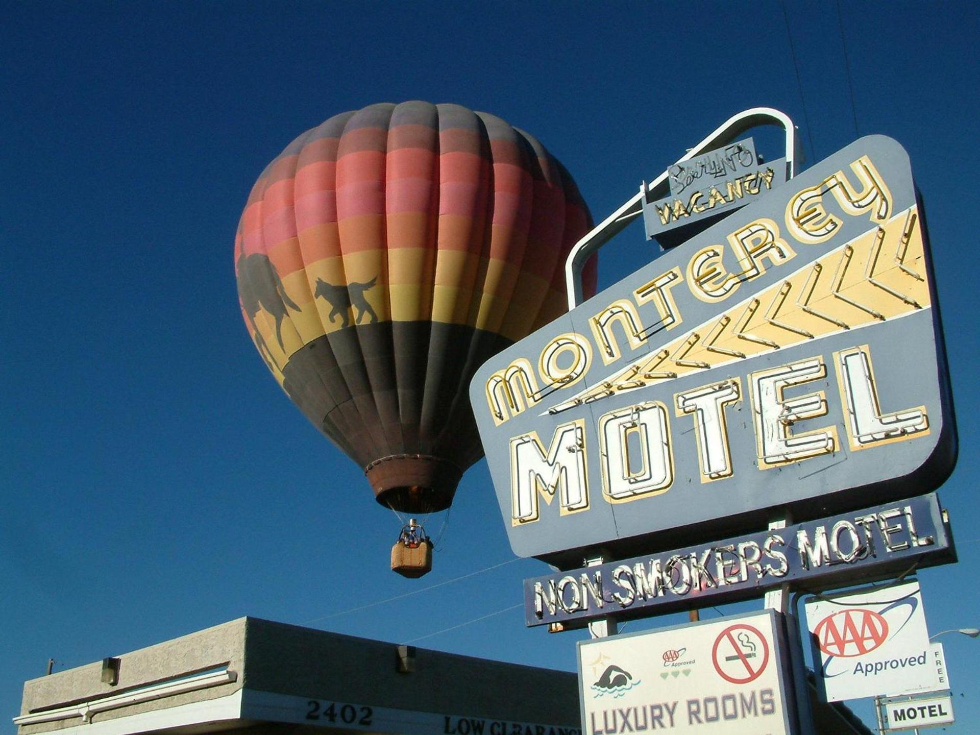 The Monterey Motel photo 12
