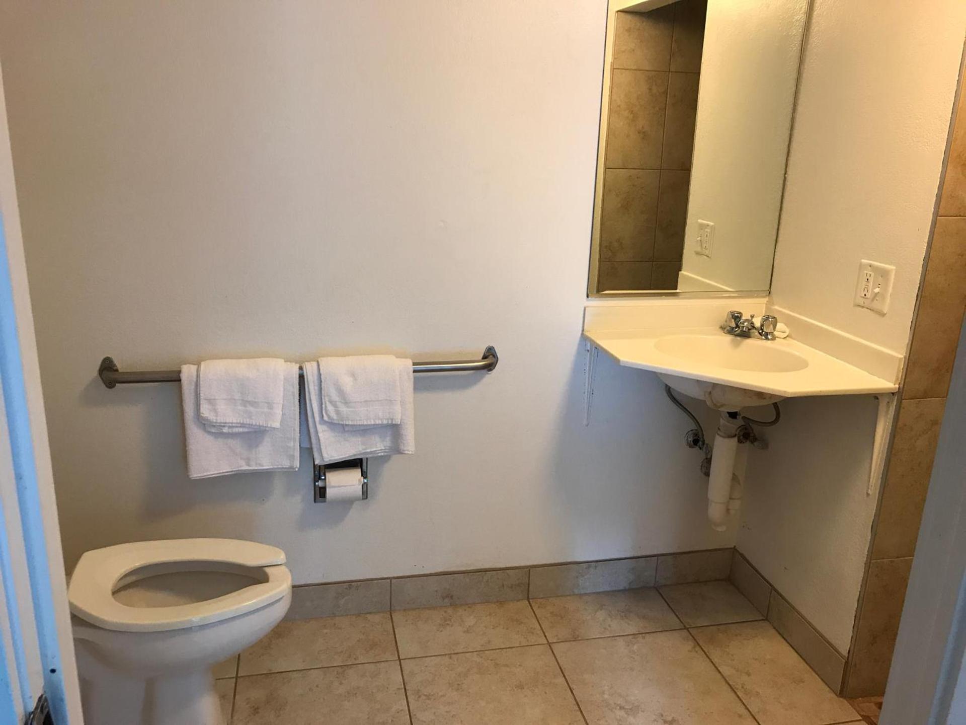 Motel 6-Des Moines, IA - North photo 24
