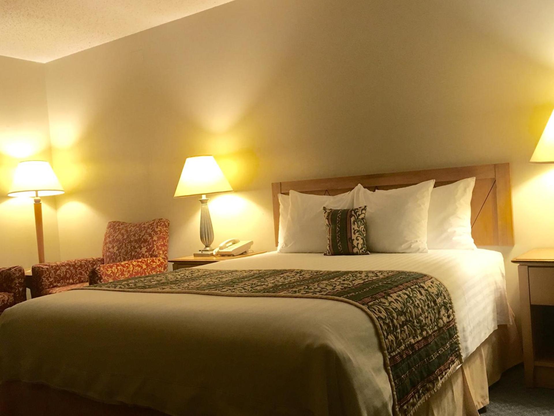 Thunderbird Lodge, Norman, OK photo 15