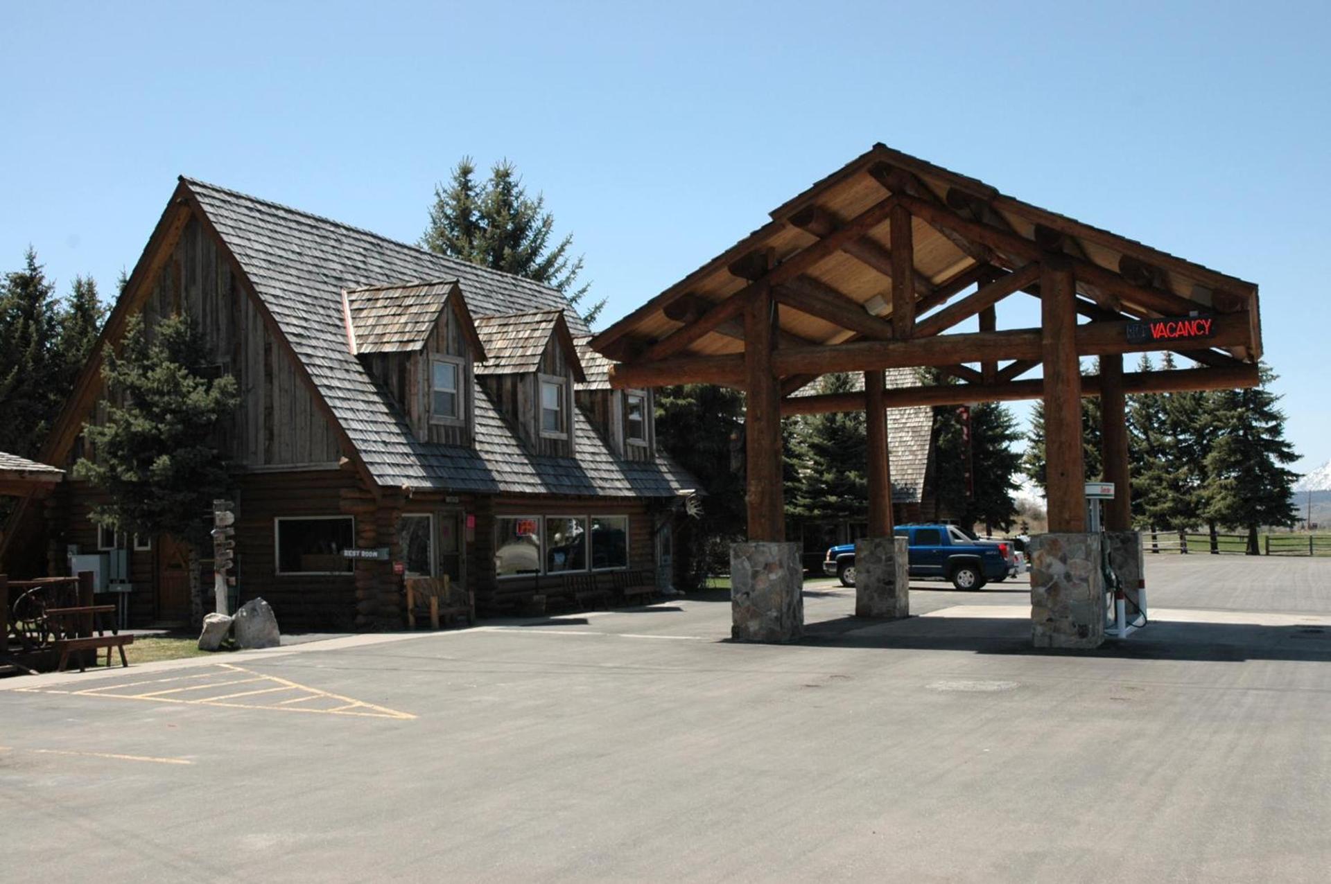 The Hatchet Resort photo 12