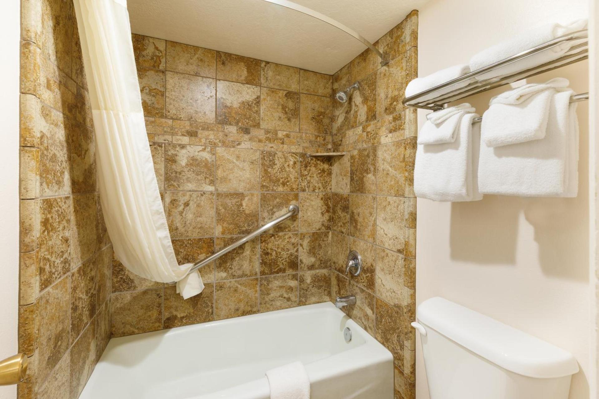 49'er Inn & Suites photo 10