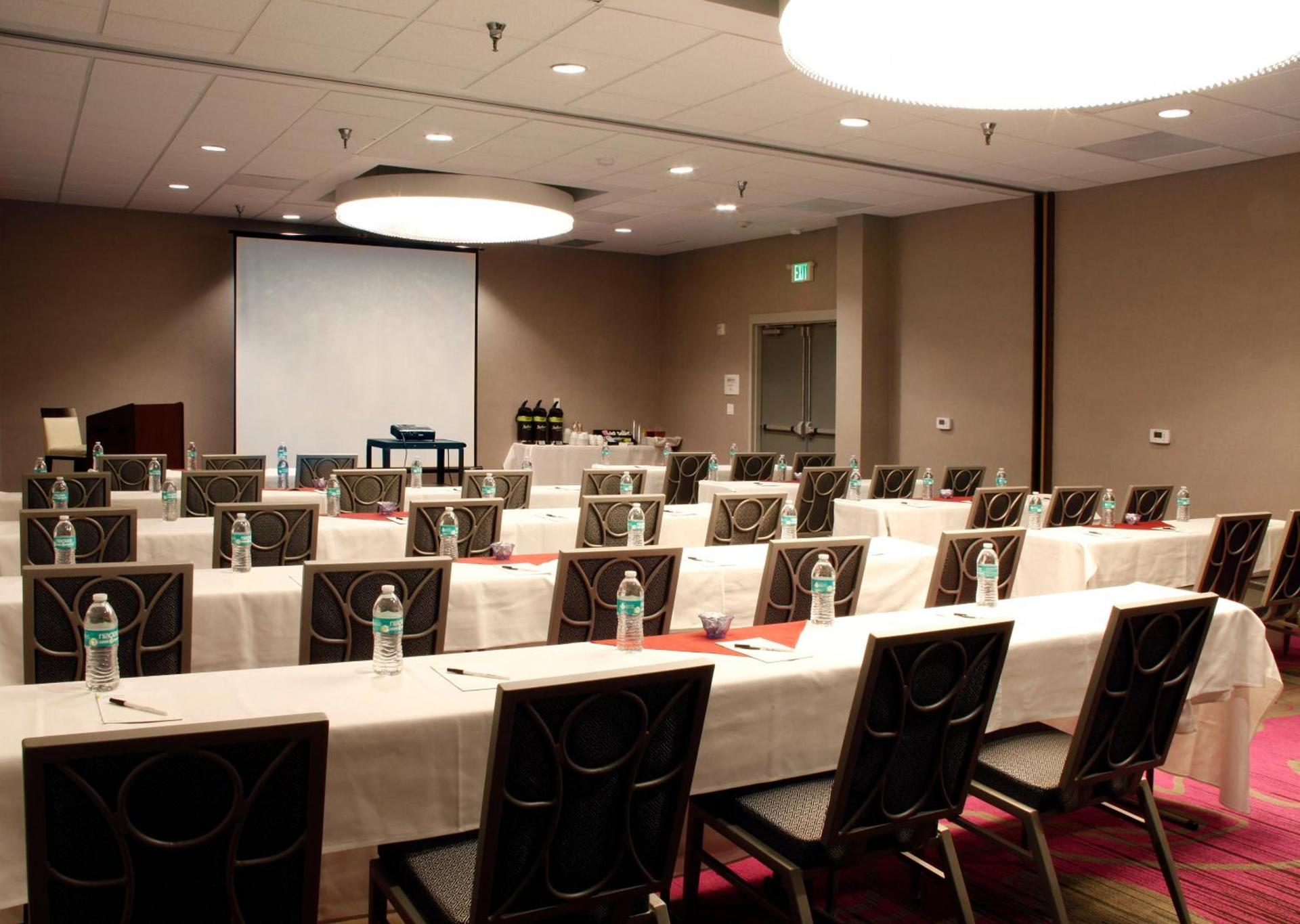 Radisson Hotel Oakland Airport photo 16