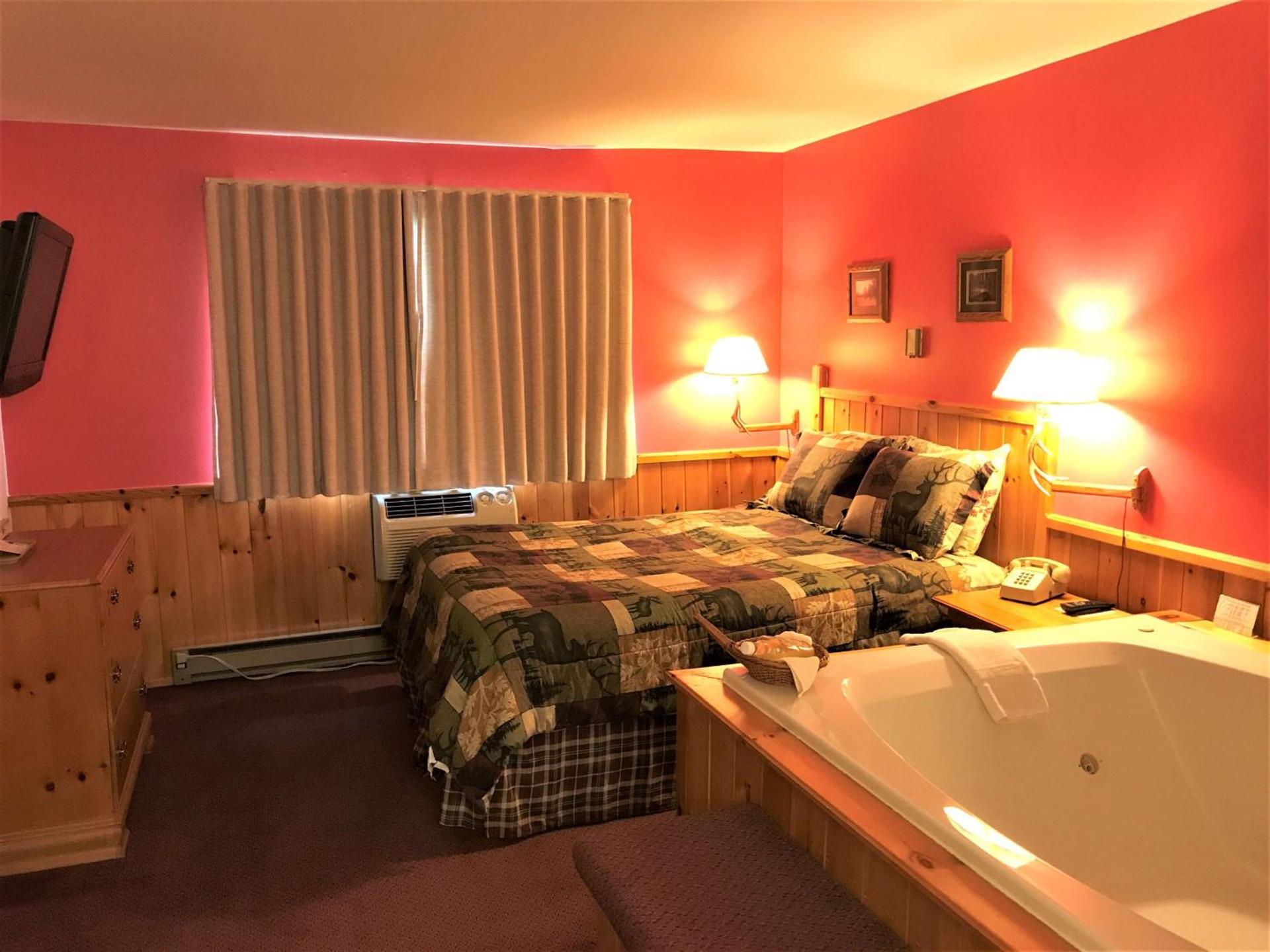 Northwoods Inn & Suites Minocqua photo 8