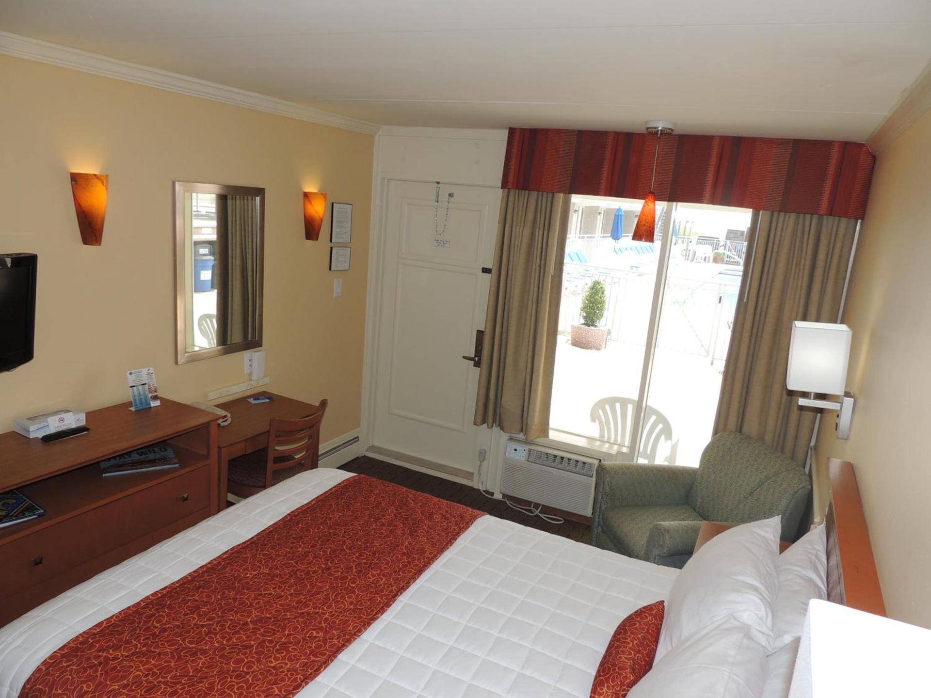 Fleur de Lis Beach Motel photo 56