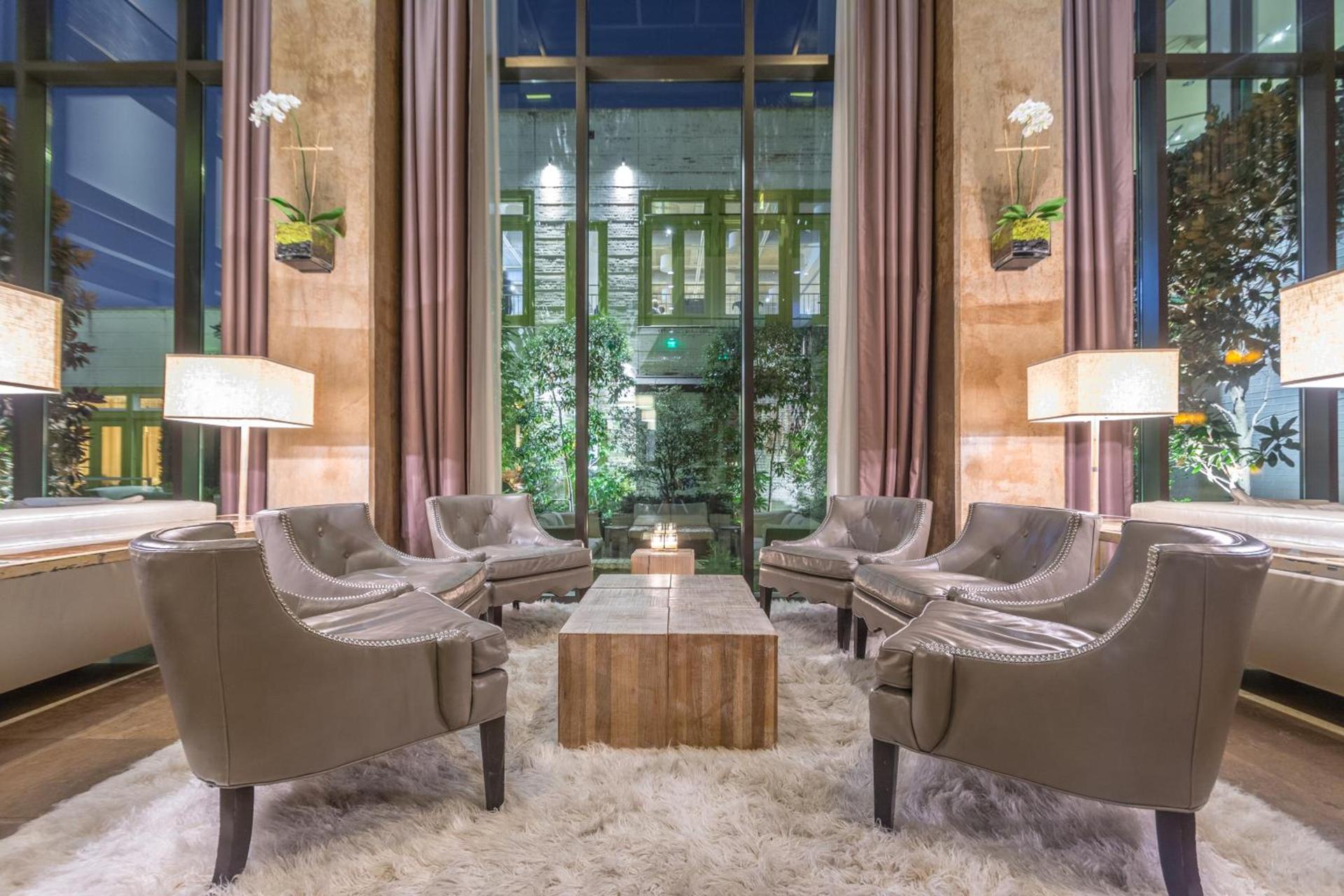 Proximity Hotel photo 46