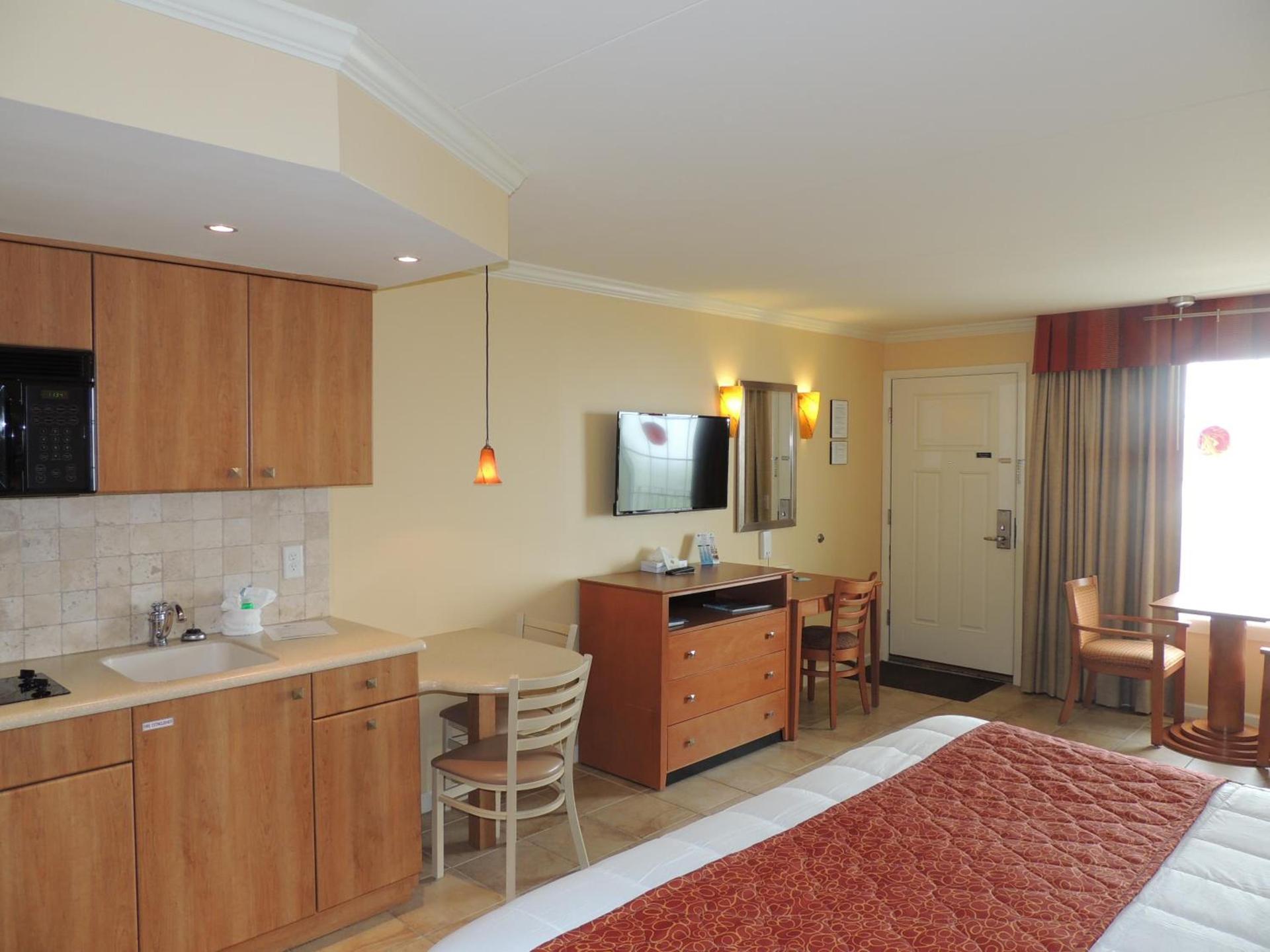 Fleur de Lis Beach Motel photo 58