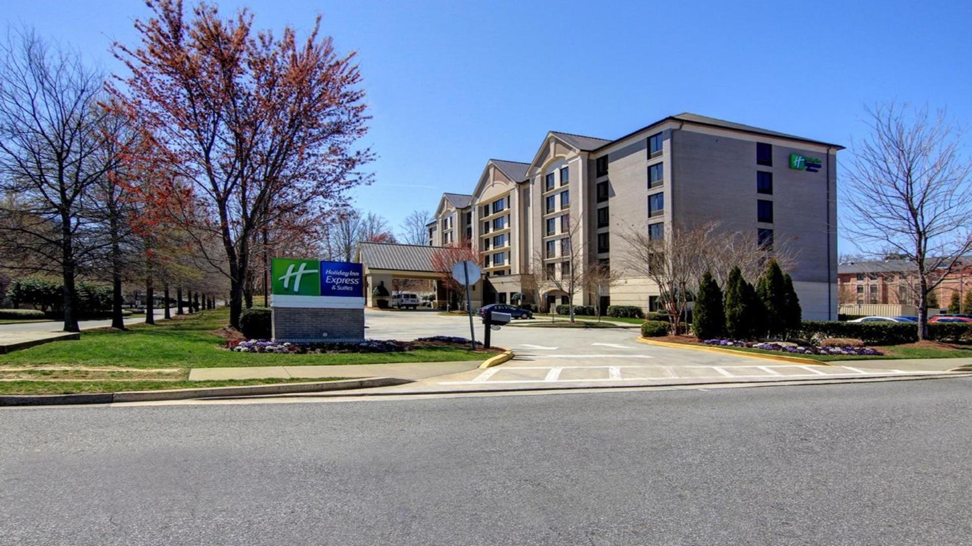 Holiday Inn Express & Suites Alpharetta by IHG photo 2
