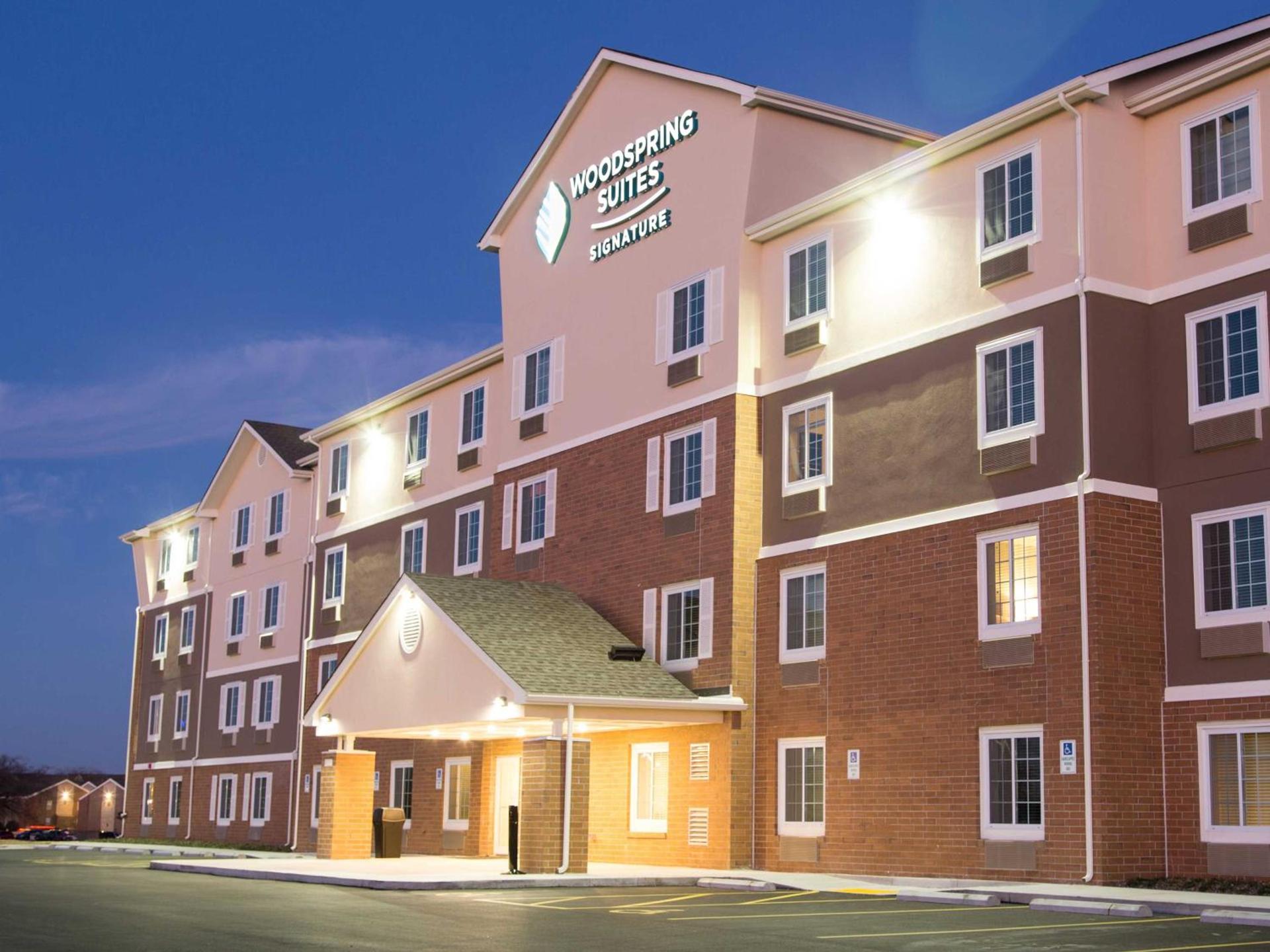WoodSpring Suites Broken Arrow photo 20