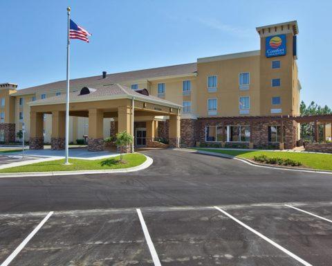 Comfort Inn & Suites Dothan East photo 1