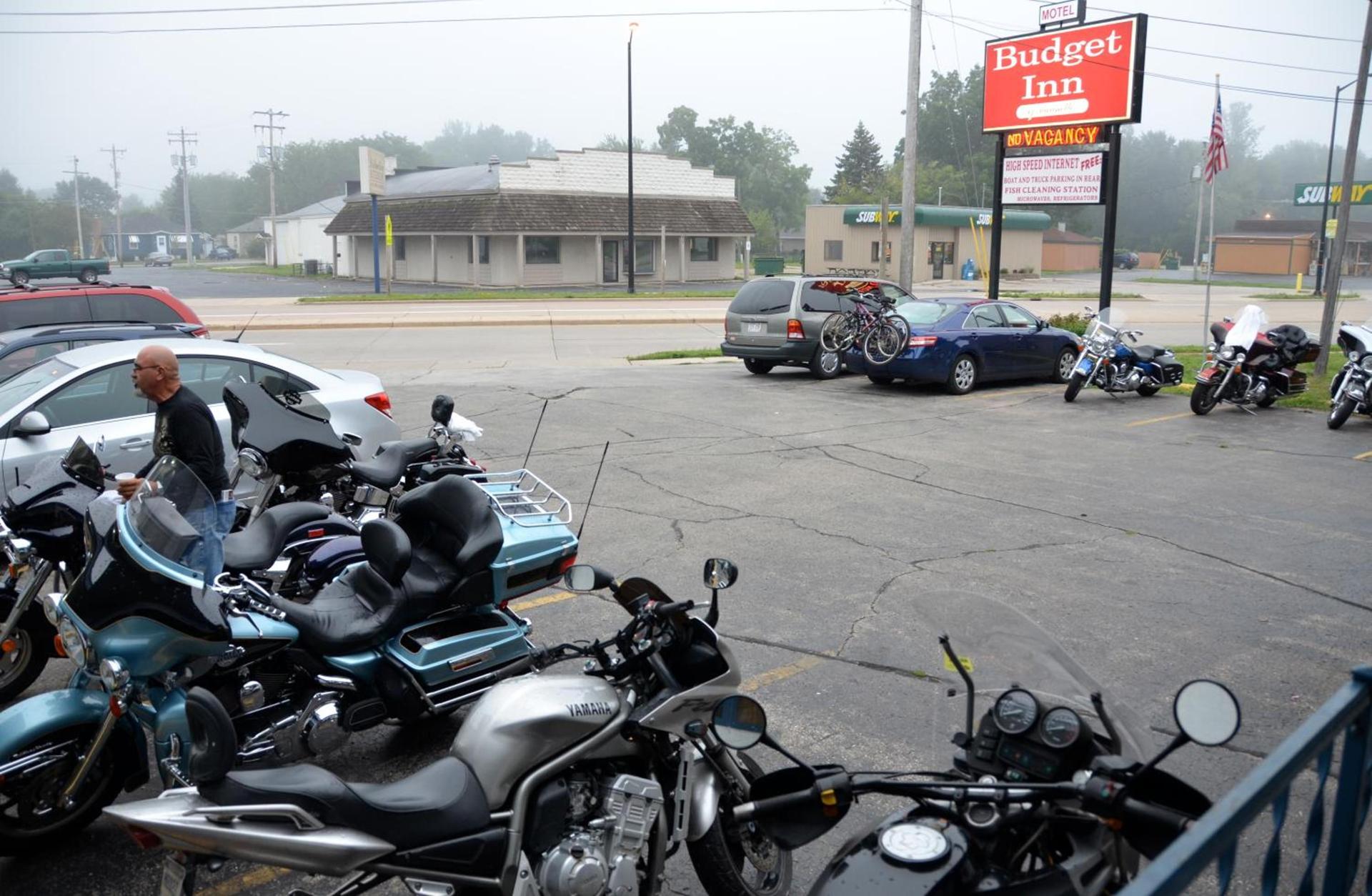 Budget Inn Marinette photo 2