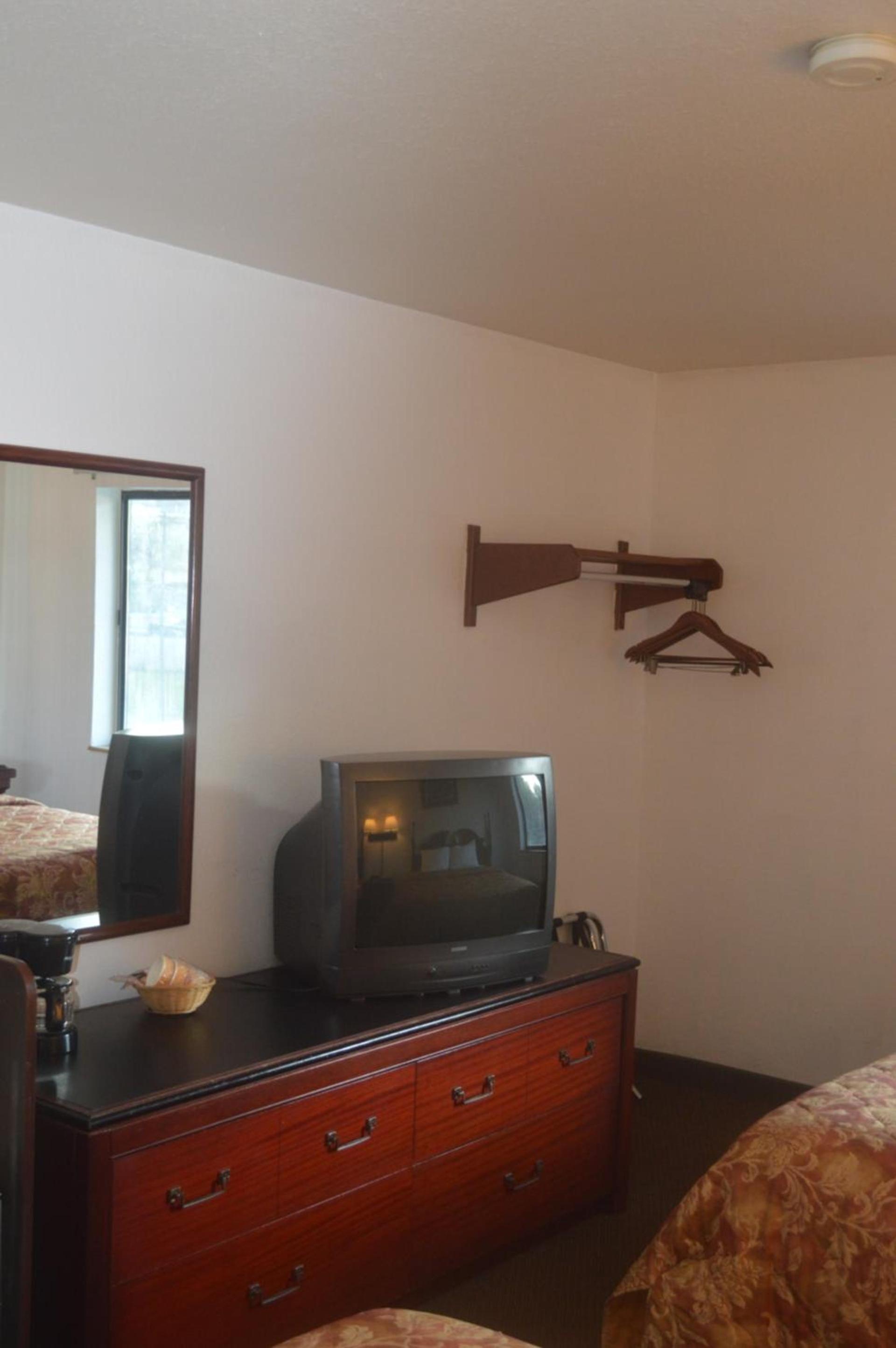 American Elite Inn photo 40
