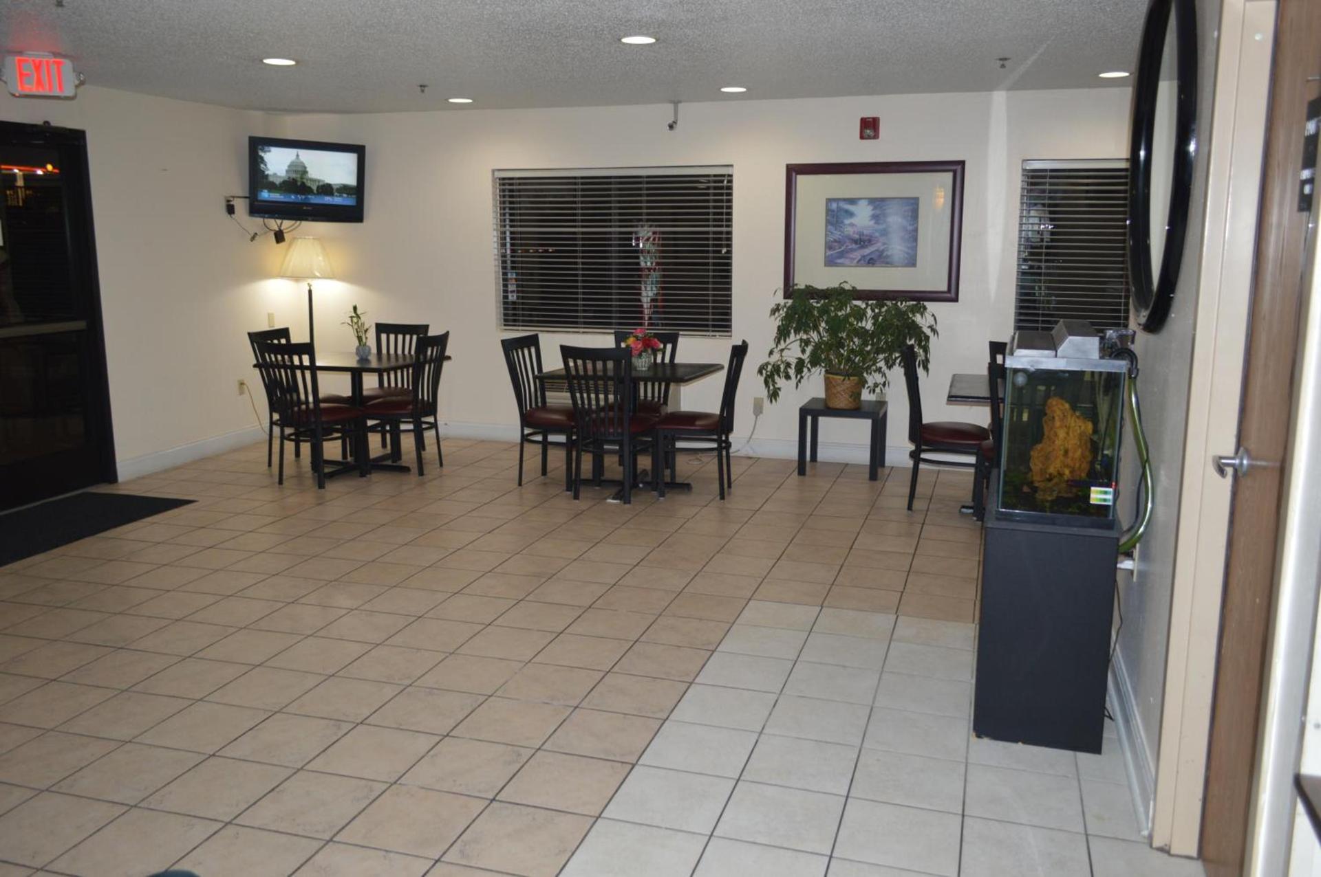 American Elite Inn photo 42